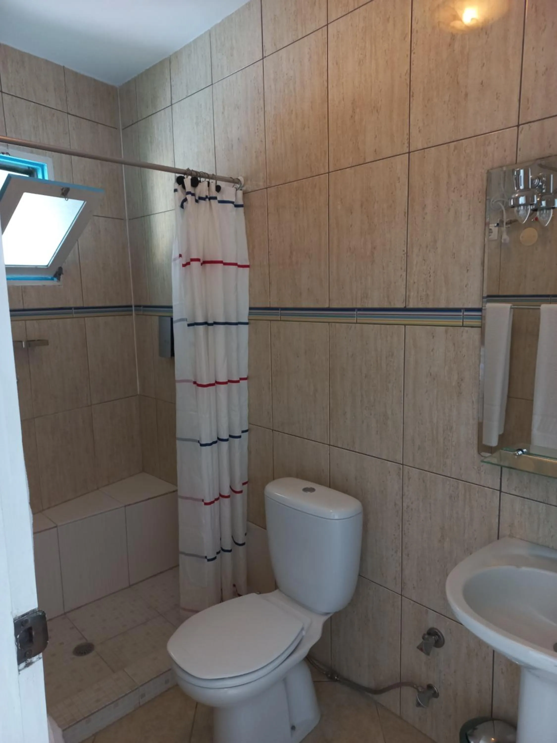 Bathroom in Hotel Savana