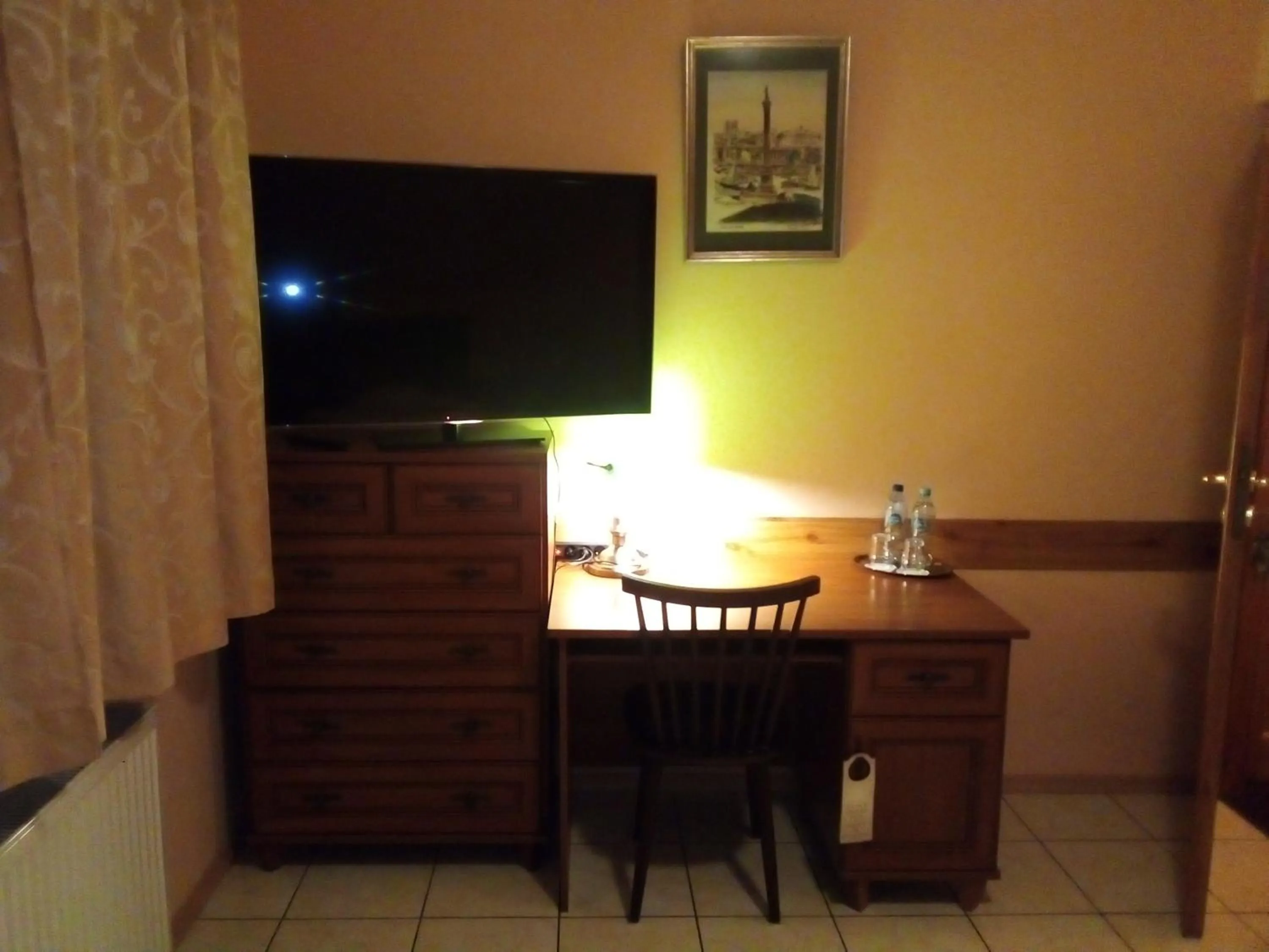 TV/Entertainment Center in Villa Minerva