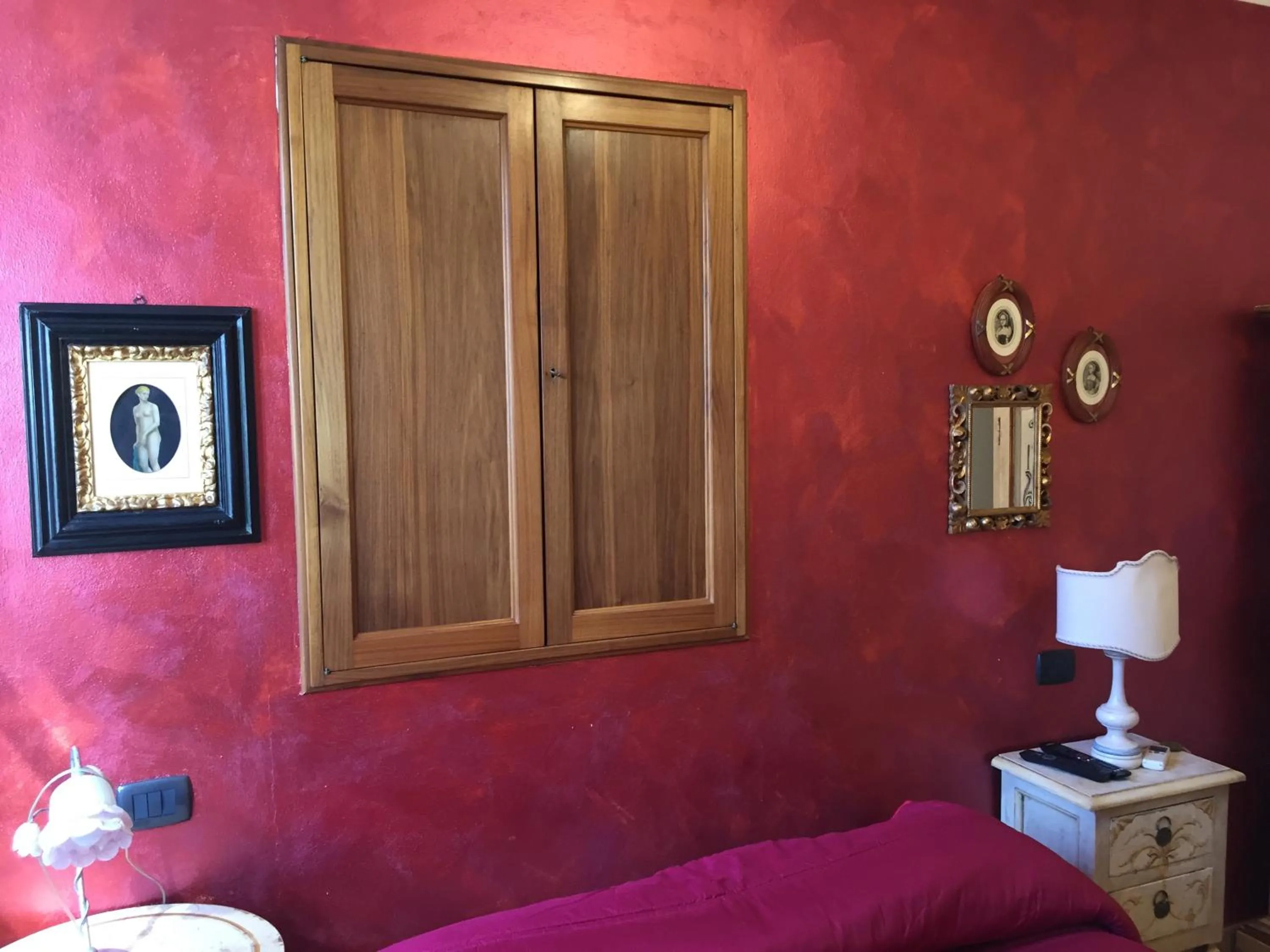 Photo of the whole room in La Posada