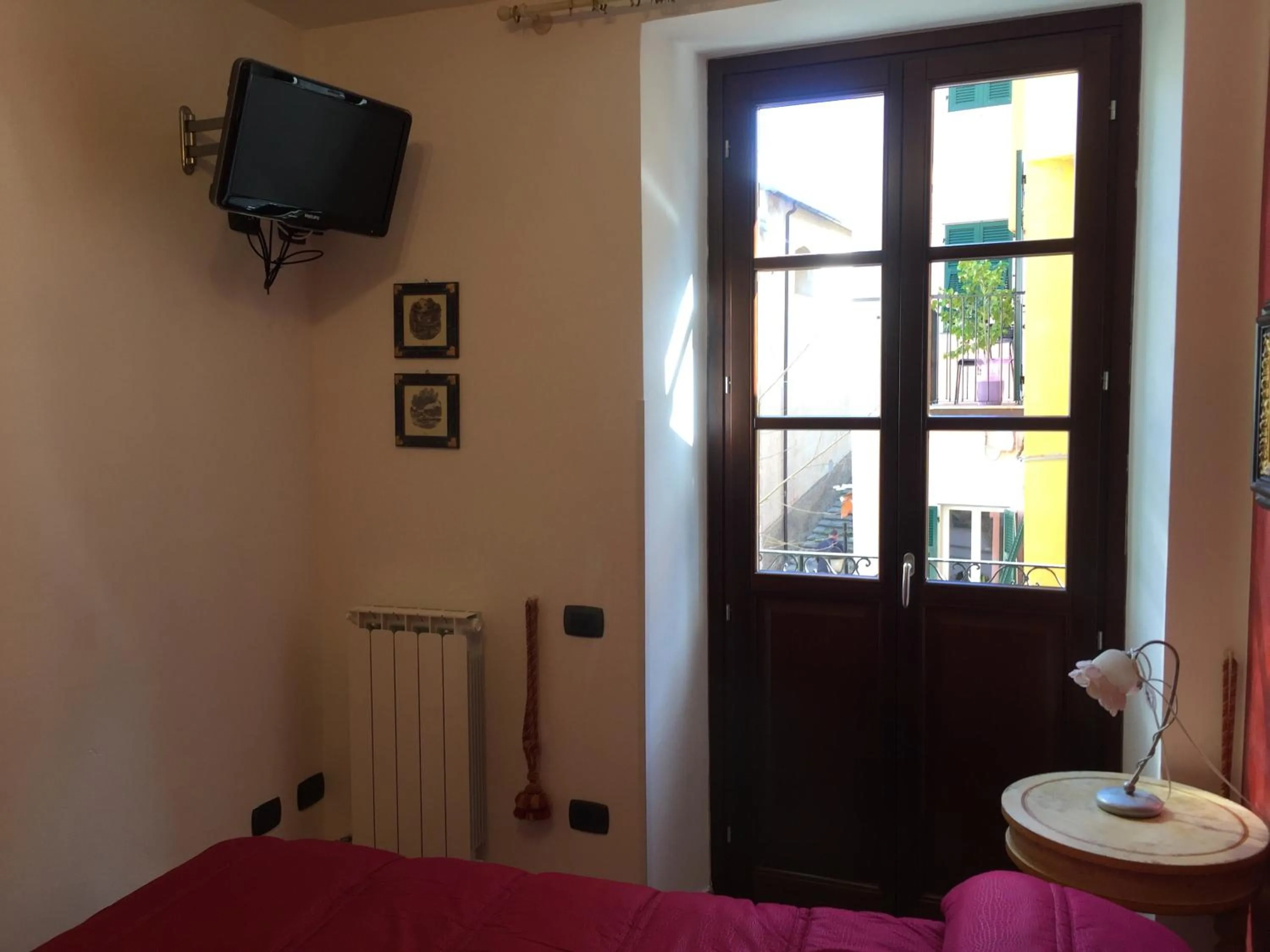 Photo of the whole room in La Posada