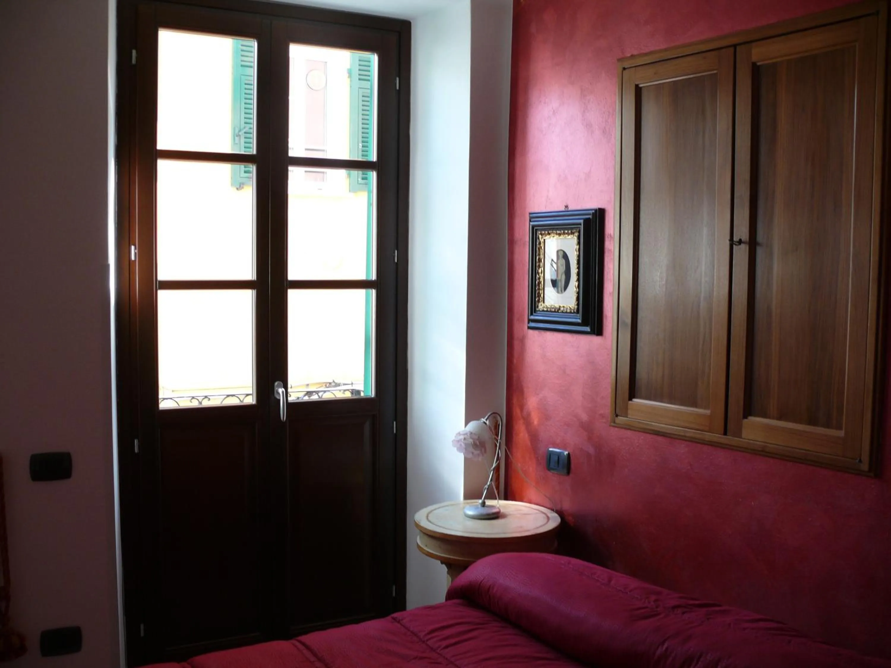 Photo of the whole room in La Posada