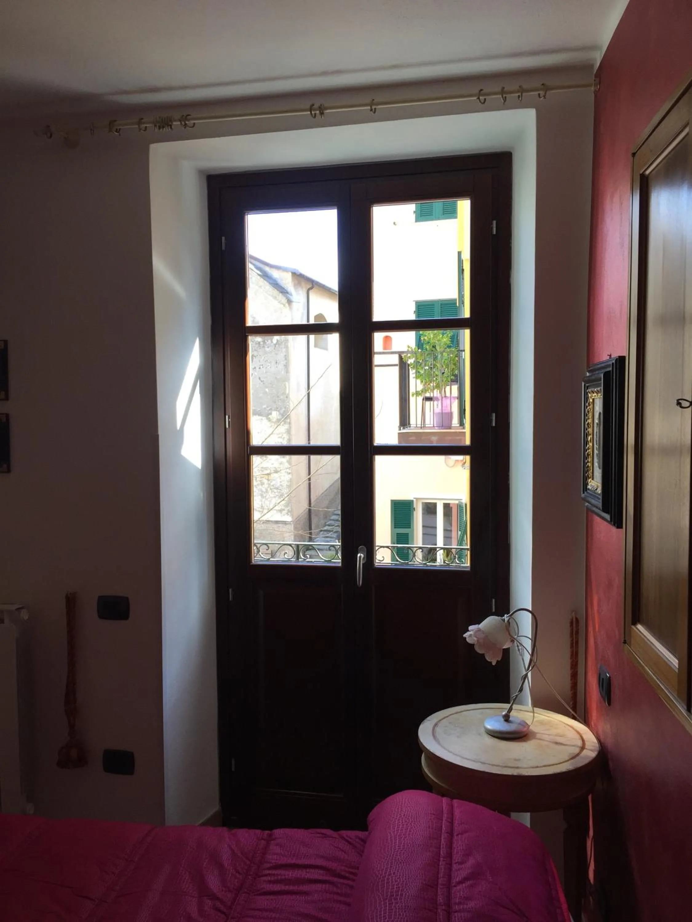 Photo of the whole room in La Posada