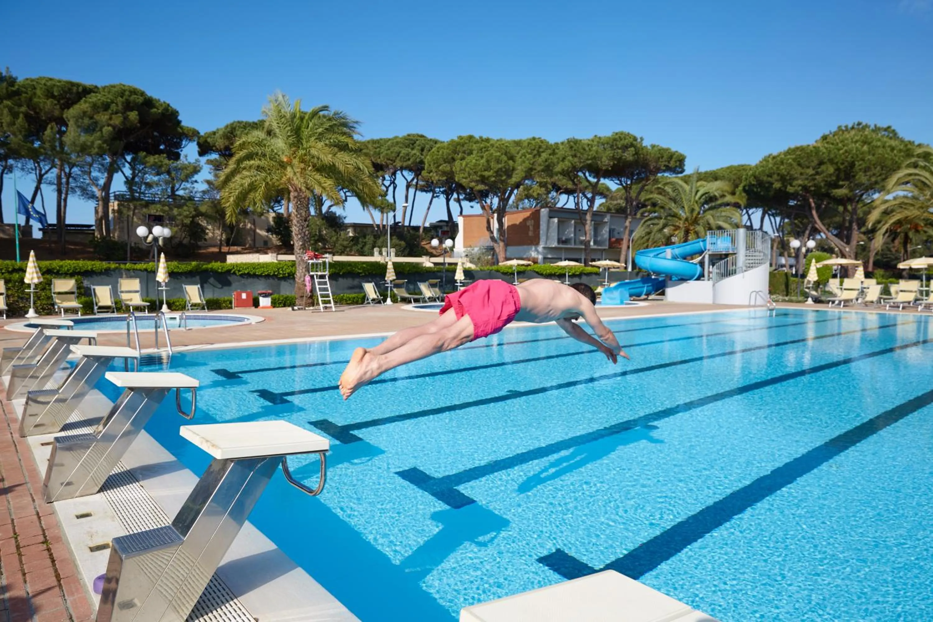 Swimming pool in Golfo del Sole Hotel & Holiday Resort