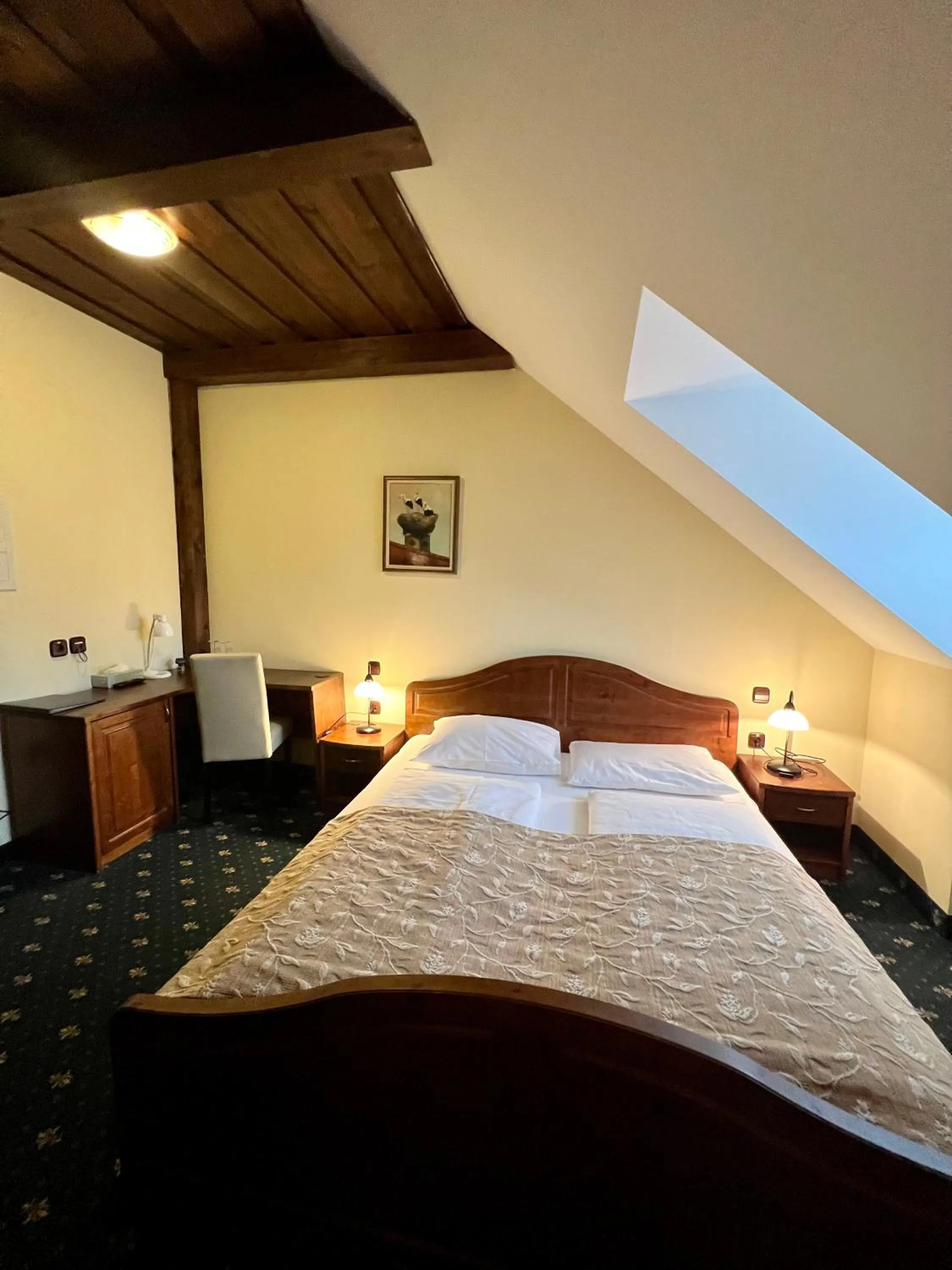 Photo of the whole room, Bed in Hotel Strk