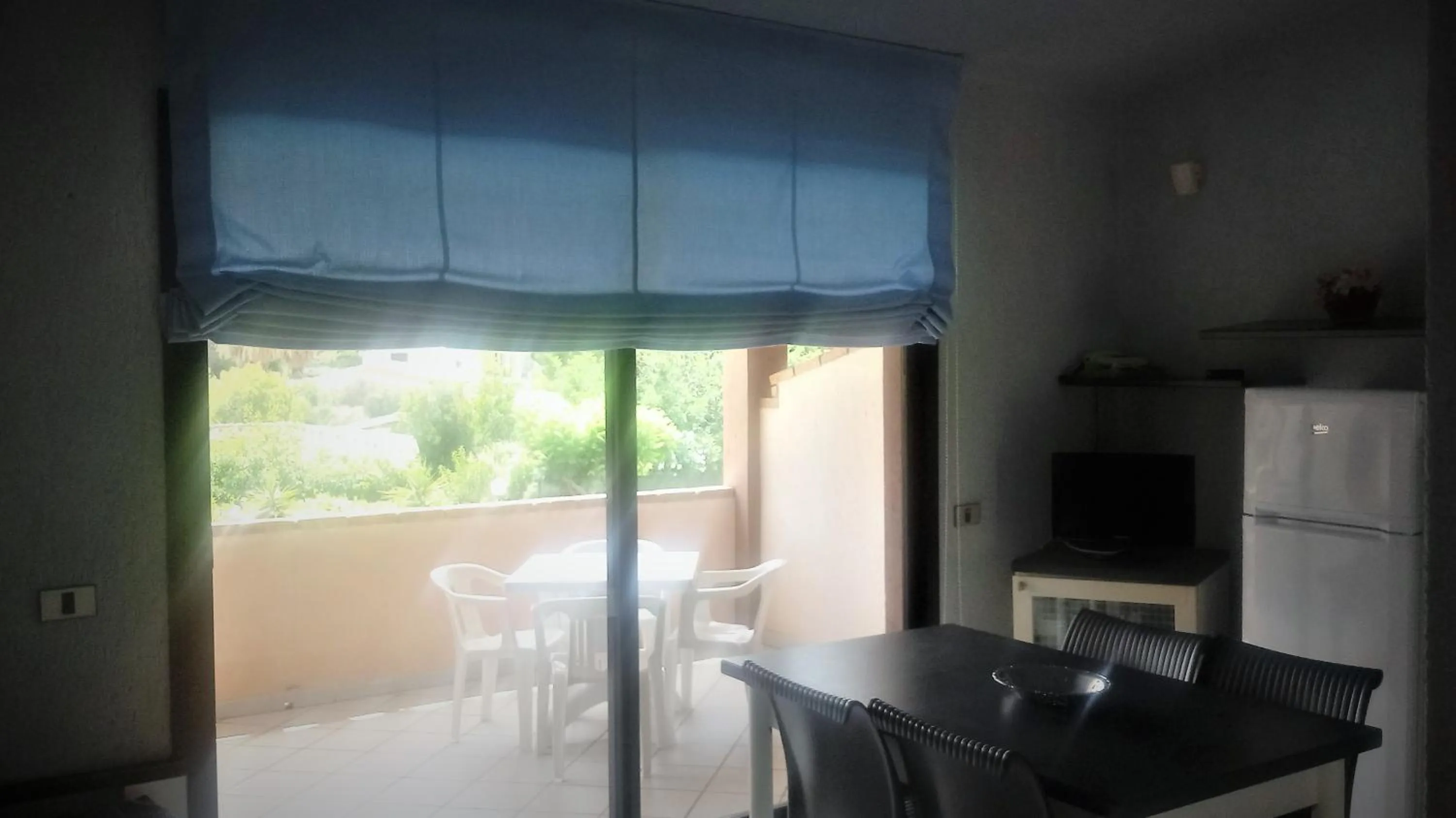 Dining area in Verdemare Sardegna Uno