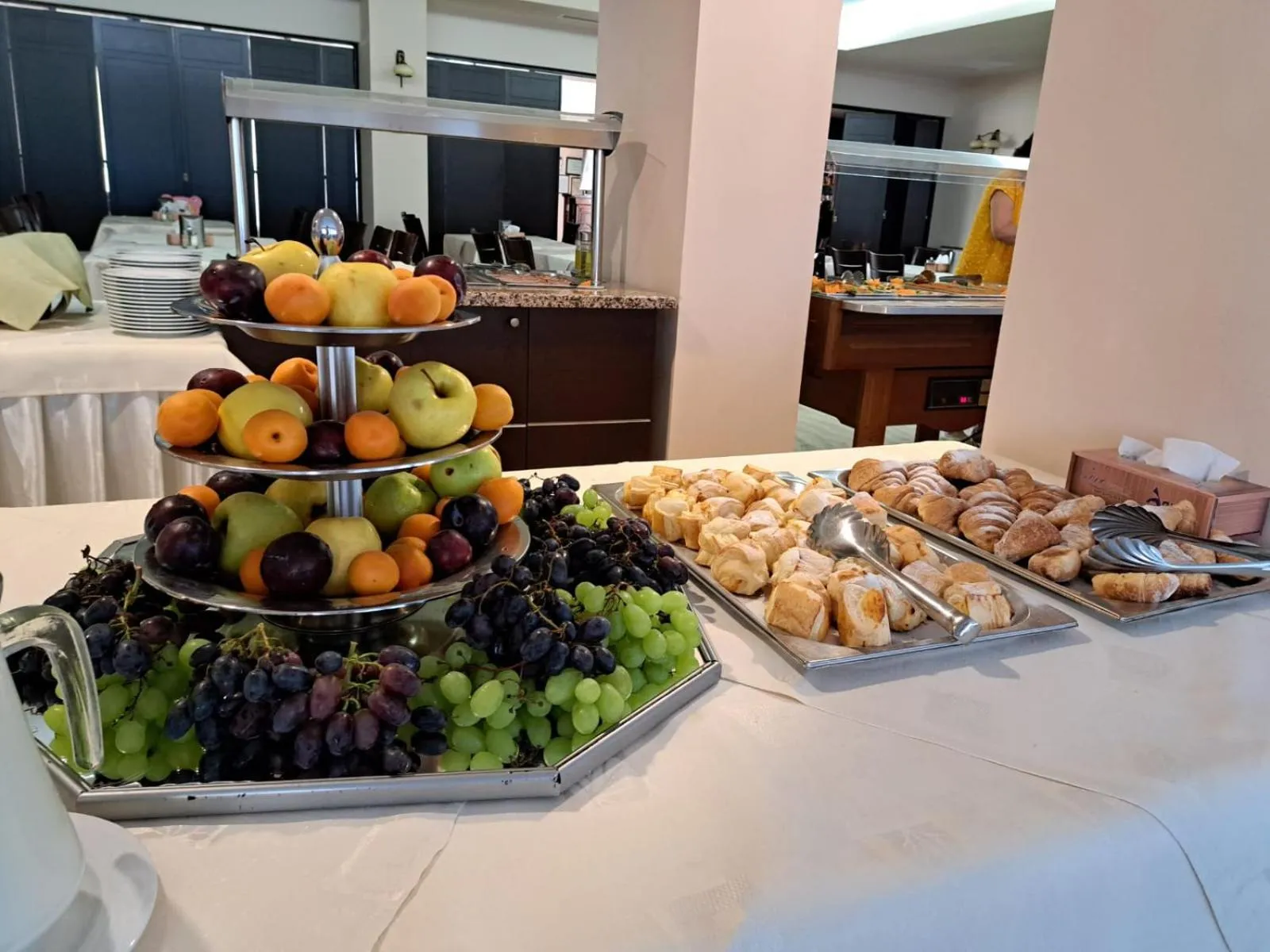 Breakfast in Hotel Condor