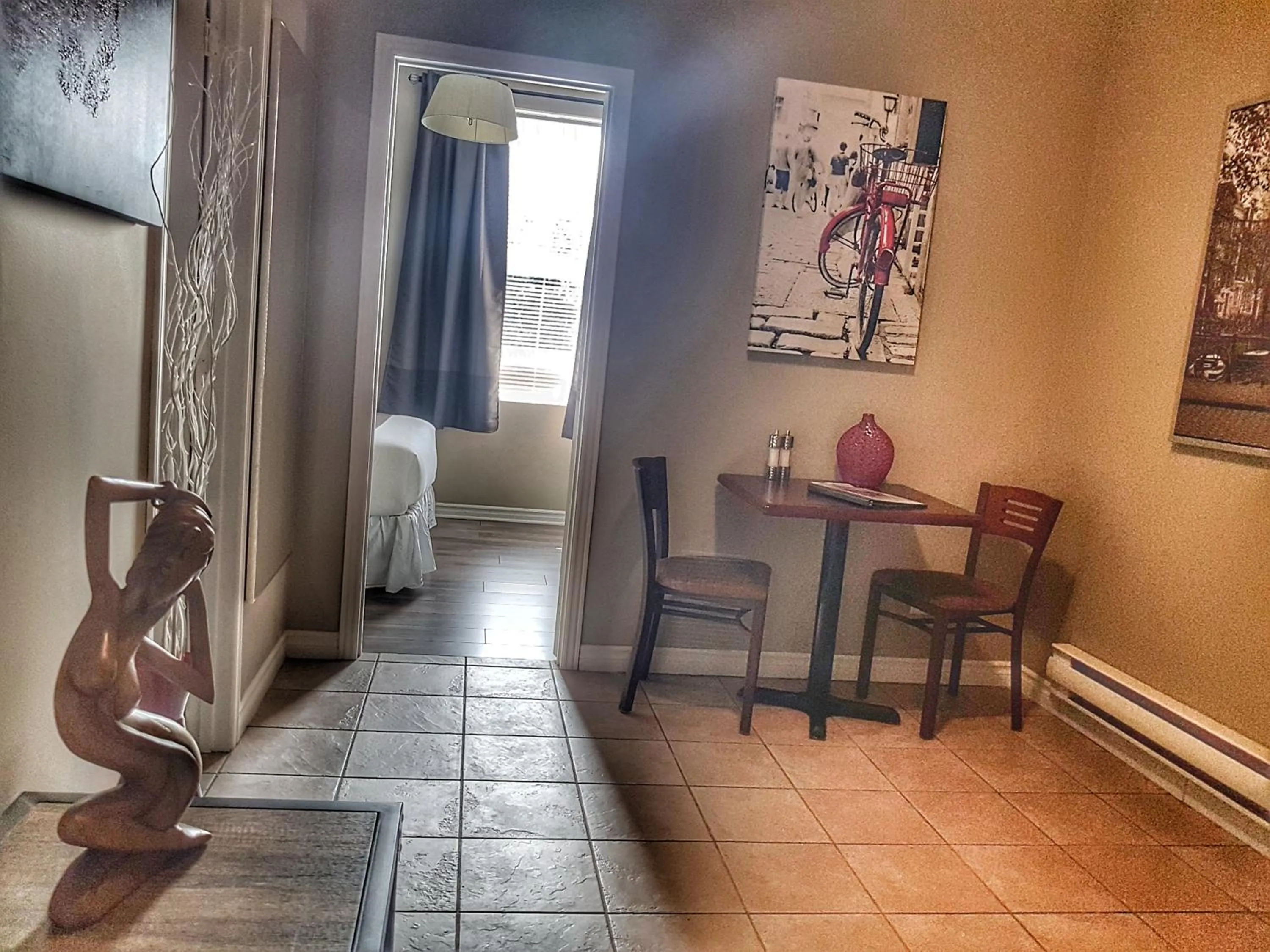 Cozy 1-Bedroom Suite #17 by Amazing Property Rentals