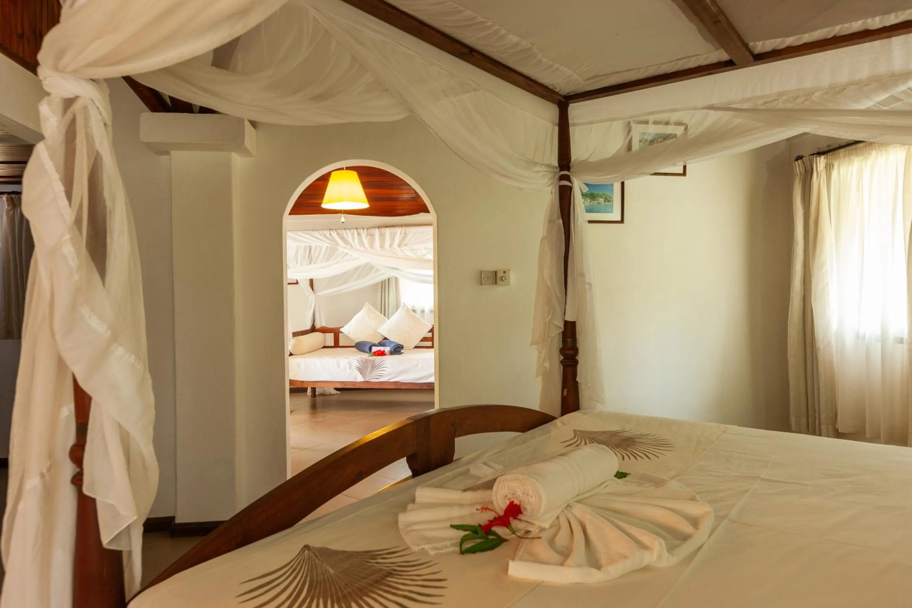 Bed in Hotel Cote d'or Lodge