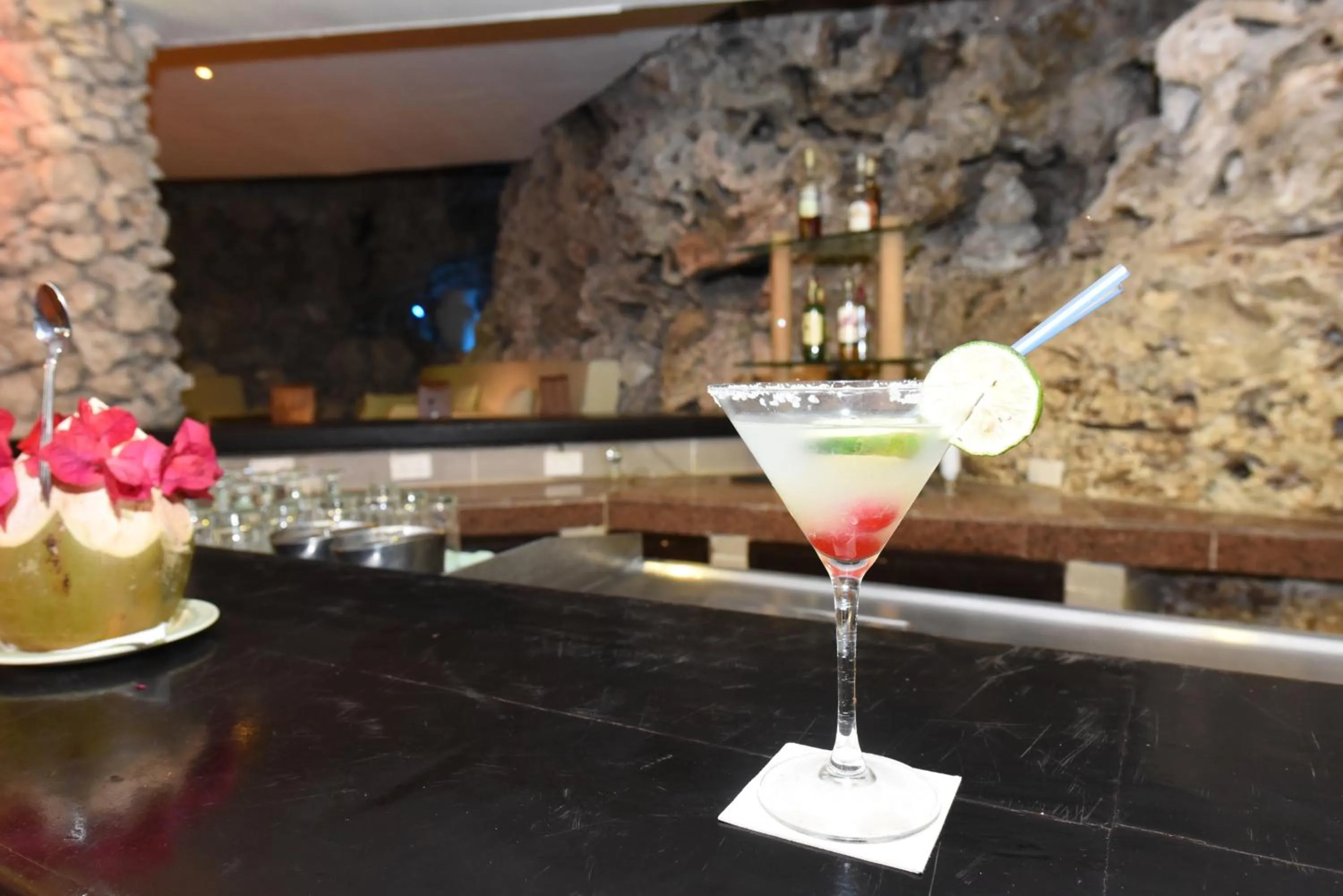 Lounge or bar in Diani Reef Beach Resort & Spa - Your Beachfront Bliss Awaits