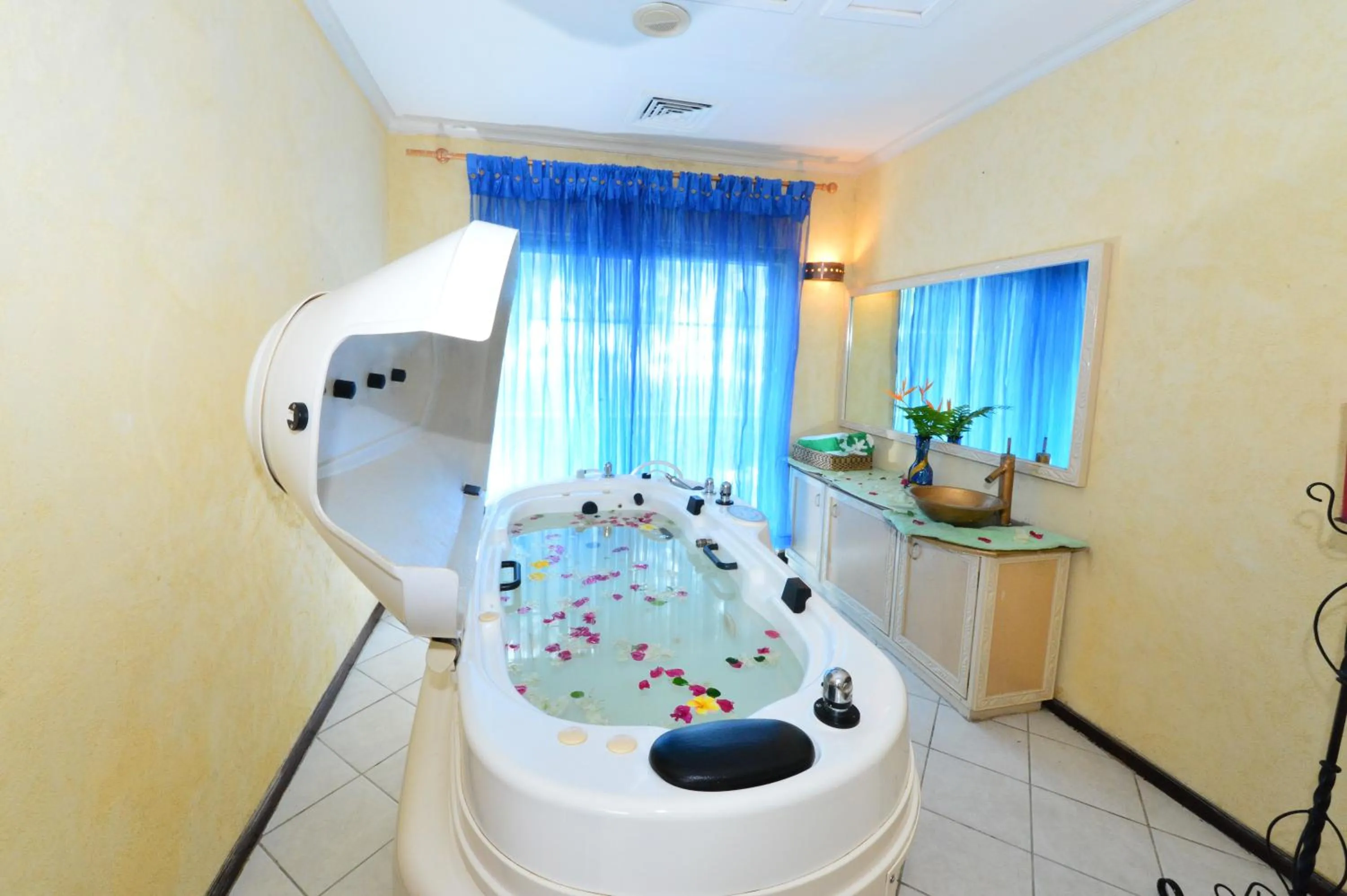 Hot Tub in Diani Reef Beach Resort & Spa - Your Beachfront Bliss Awaits