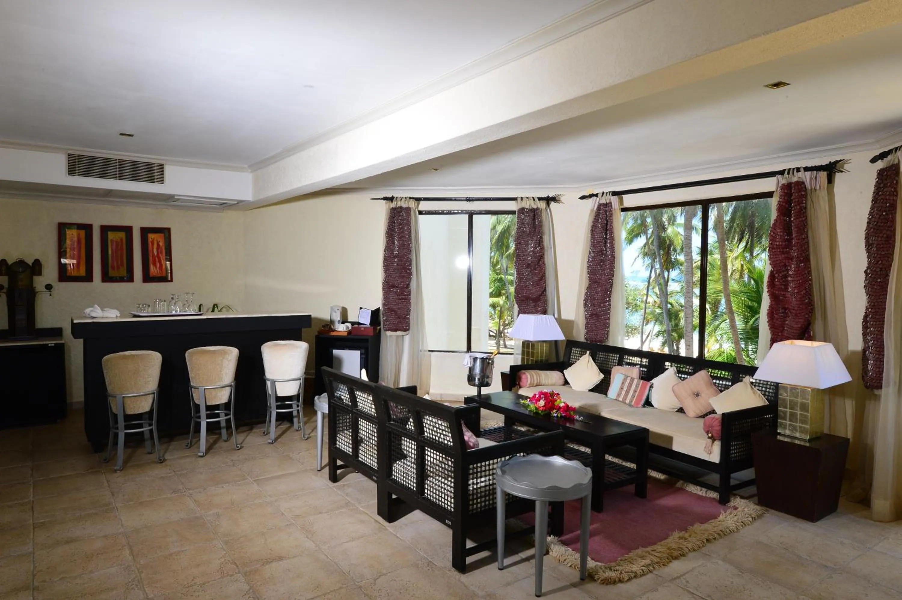 Dining area in Diani Reef Beach Resort & Spa - Your Beachfront Bliss Awaits