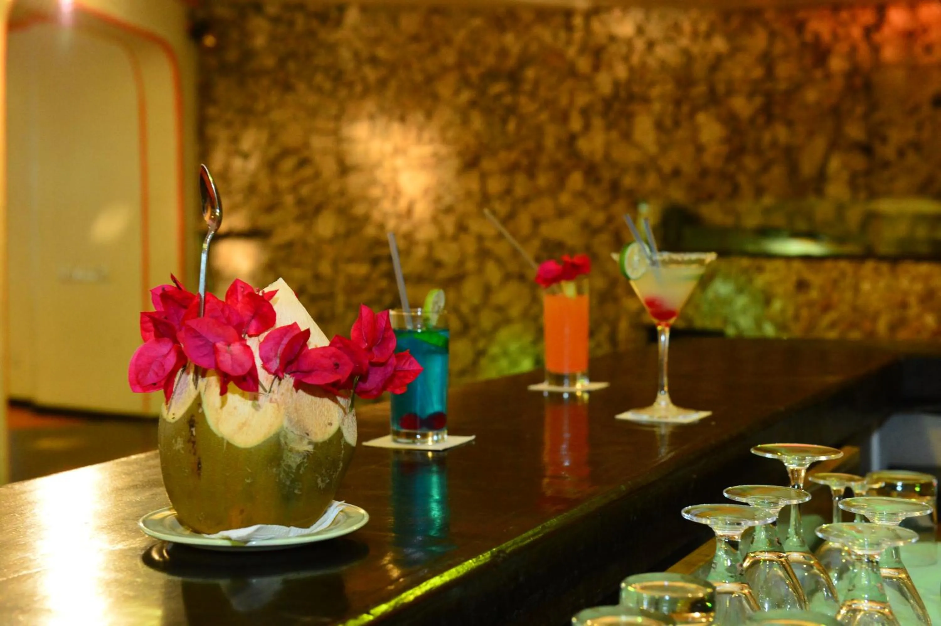 Alcoholic drinks in Diani Reef Beach Resort & Spa - Your Beachfront Bliss Awaits
