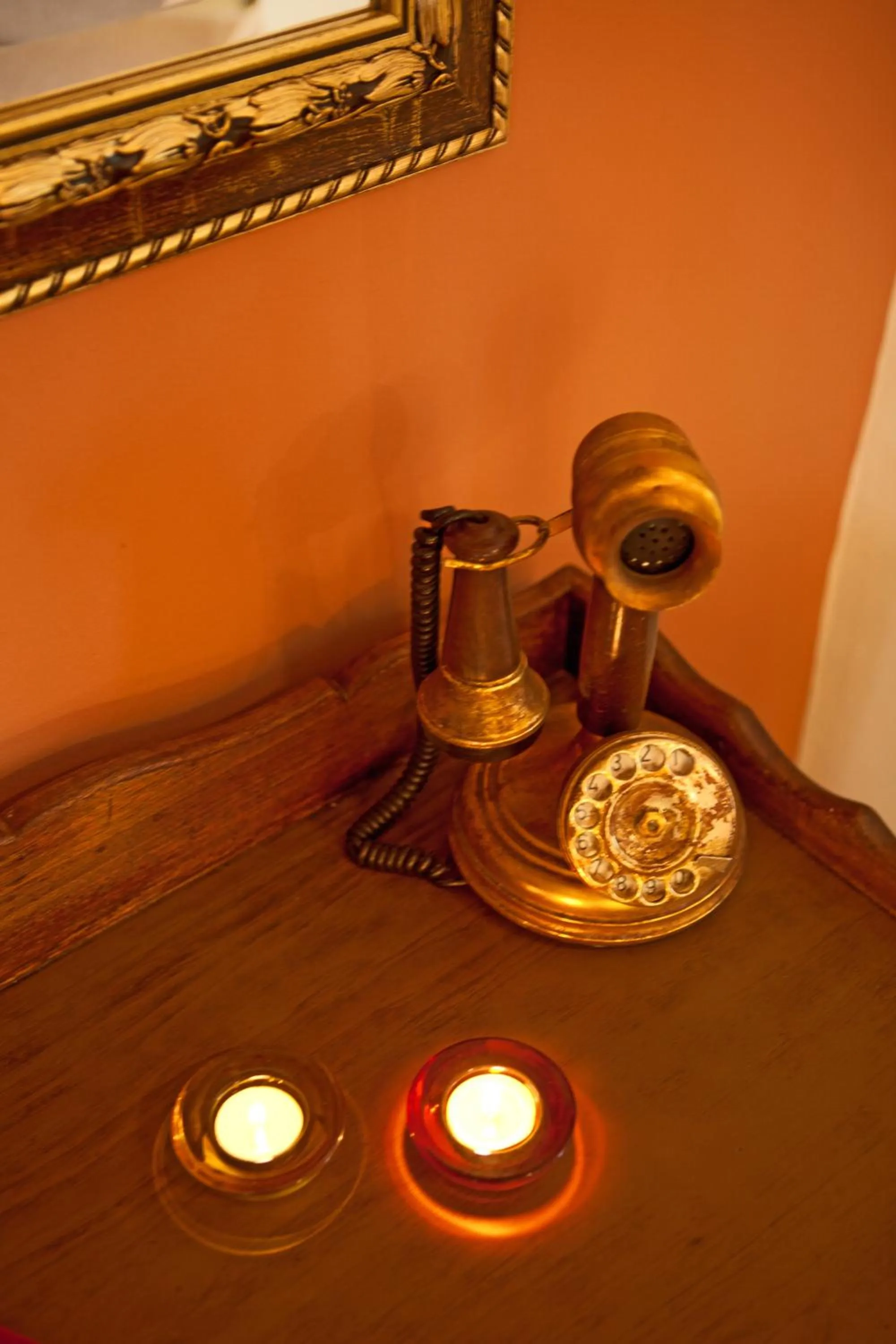 Decorative detail in Hotel Milton