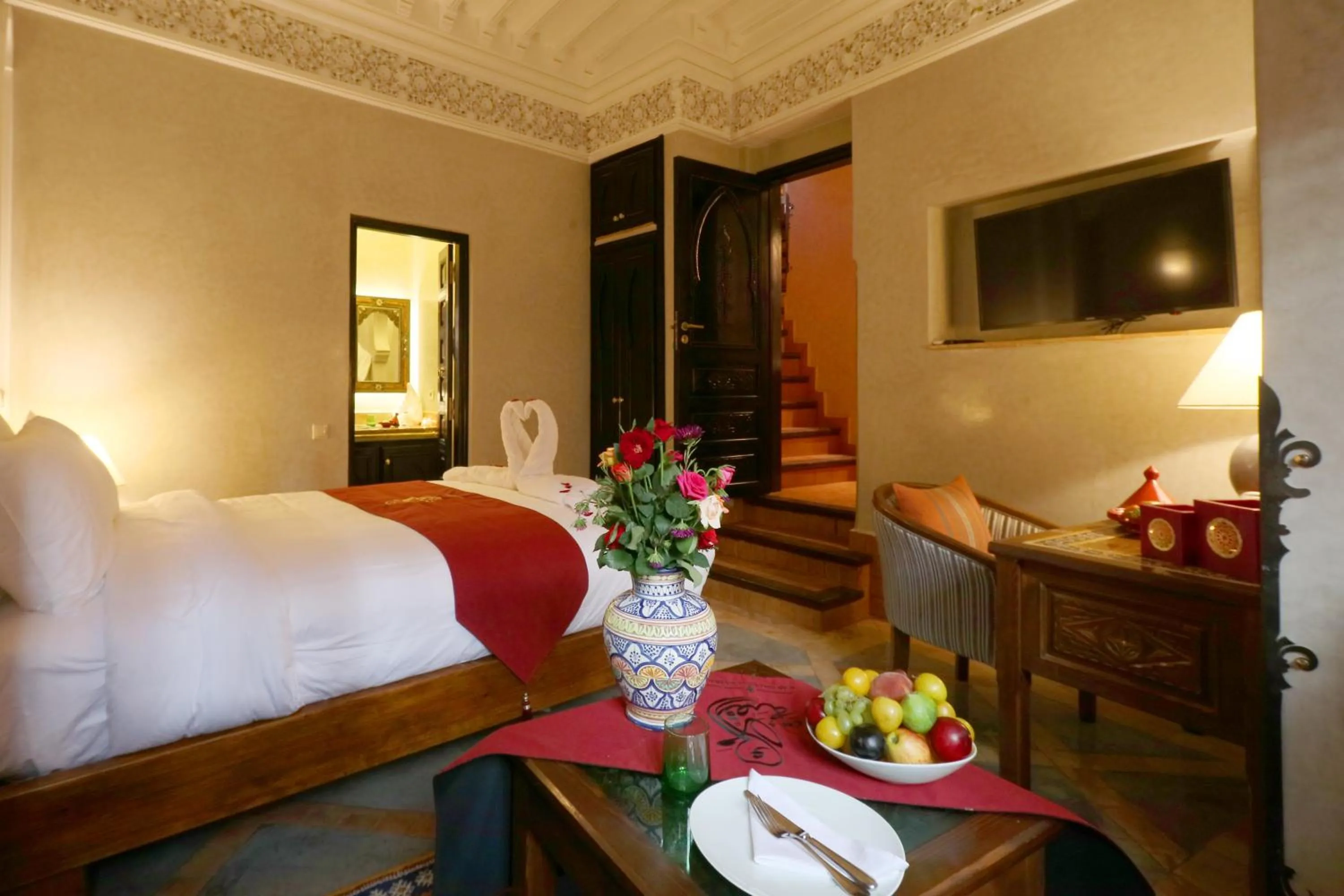 Photo of the whole room, Bed in Riad Omara al Kasbah