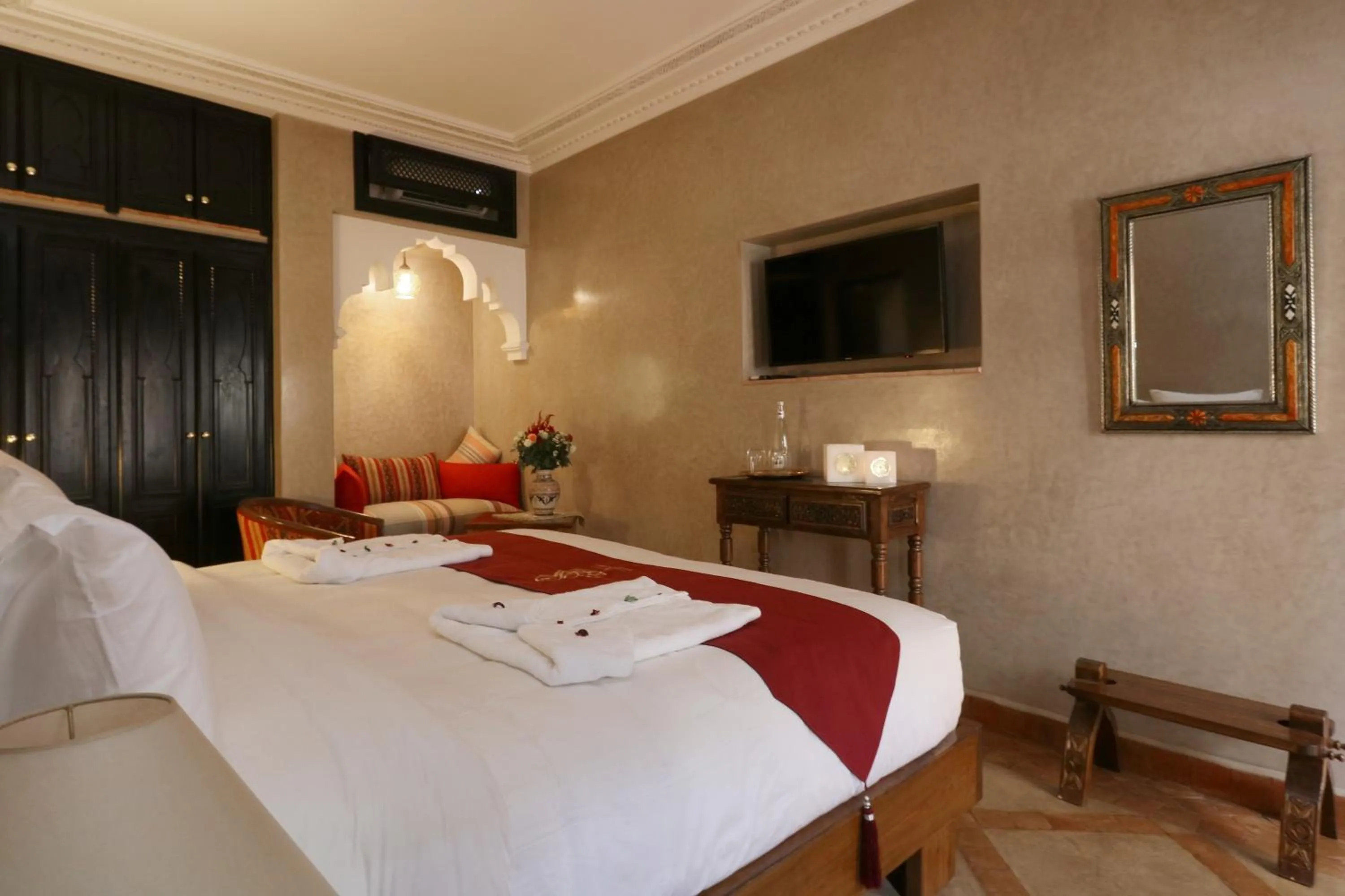 Bed in Riad Omara al Kasbah