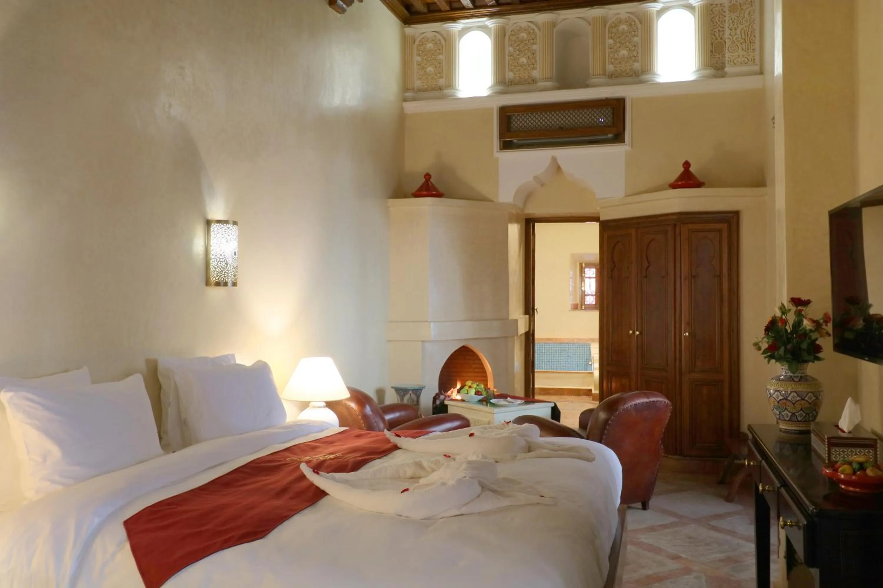 Bed in Riad Omara al Kasbah