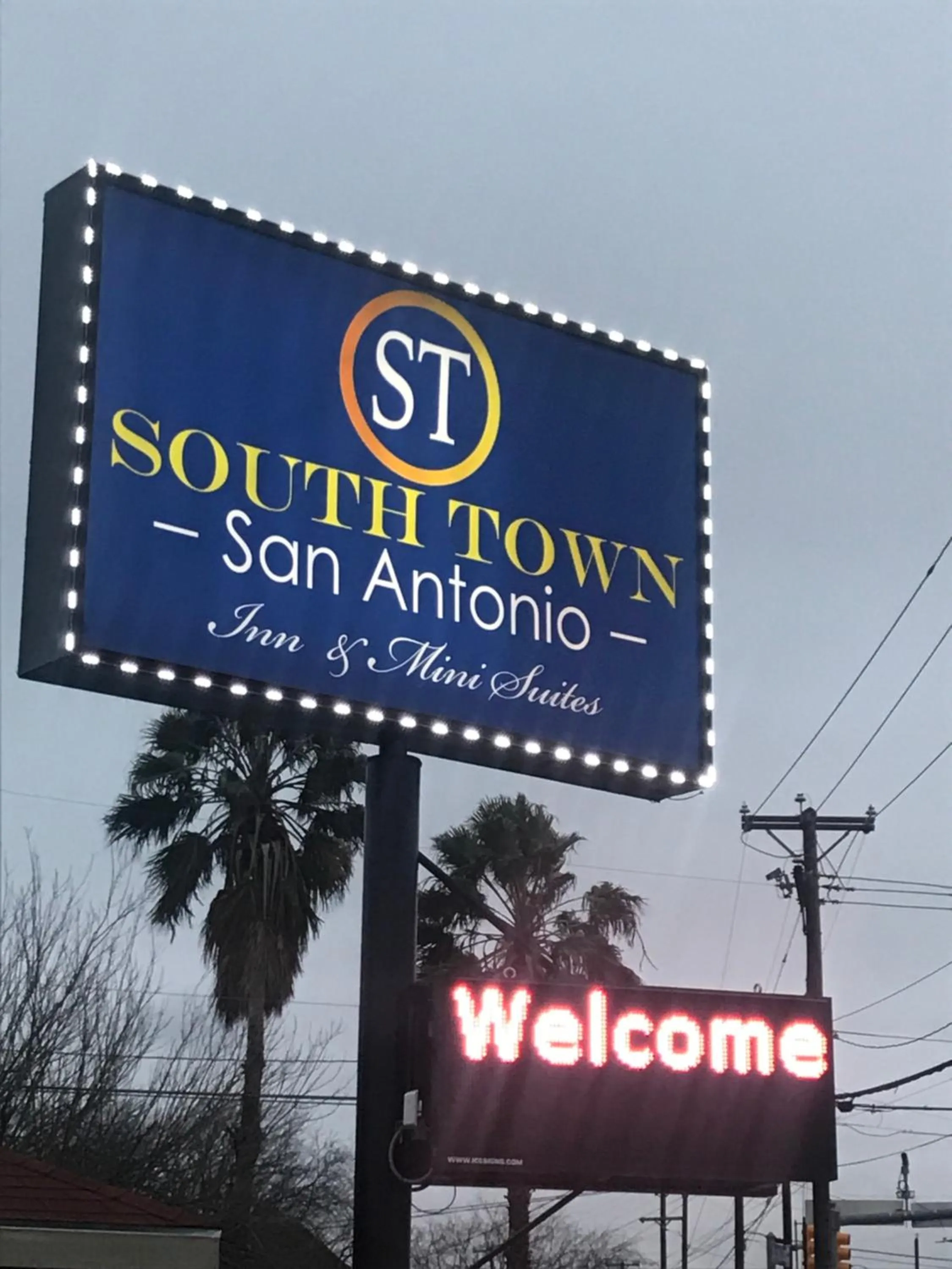 SouthTown S.A. Inn