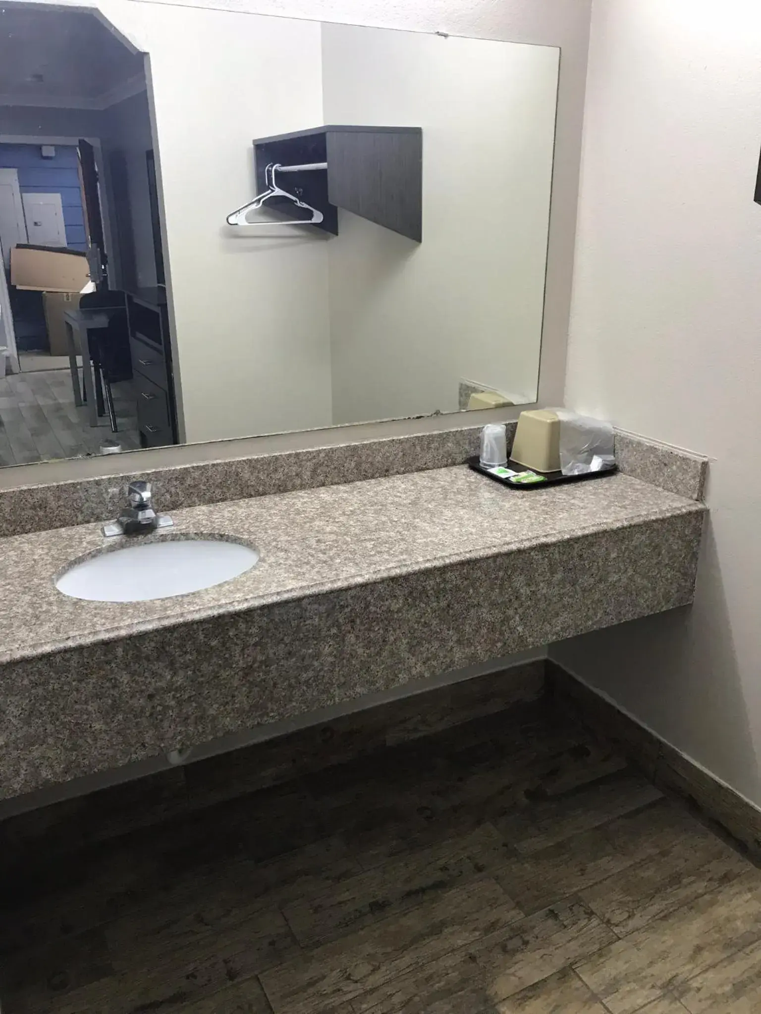 King Suite in SouthTown S.A. Inn King Suite in SouthTown S.A. Inn