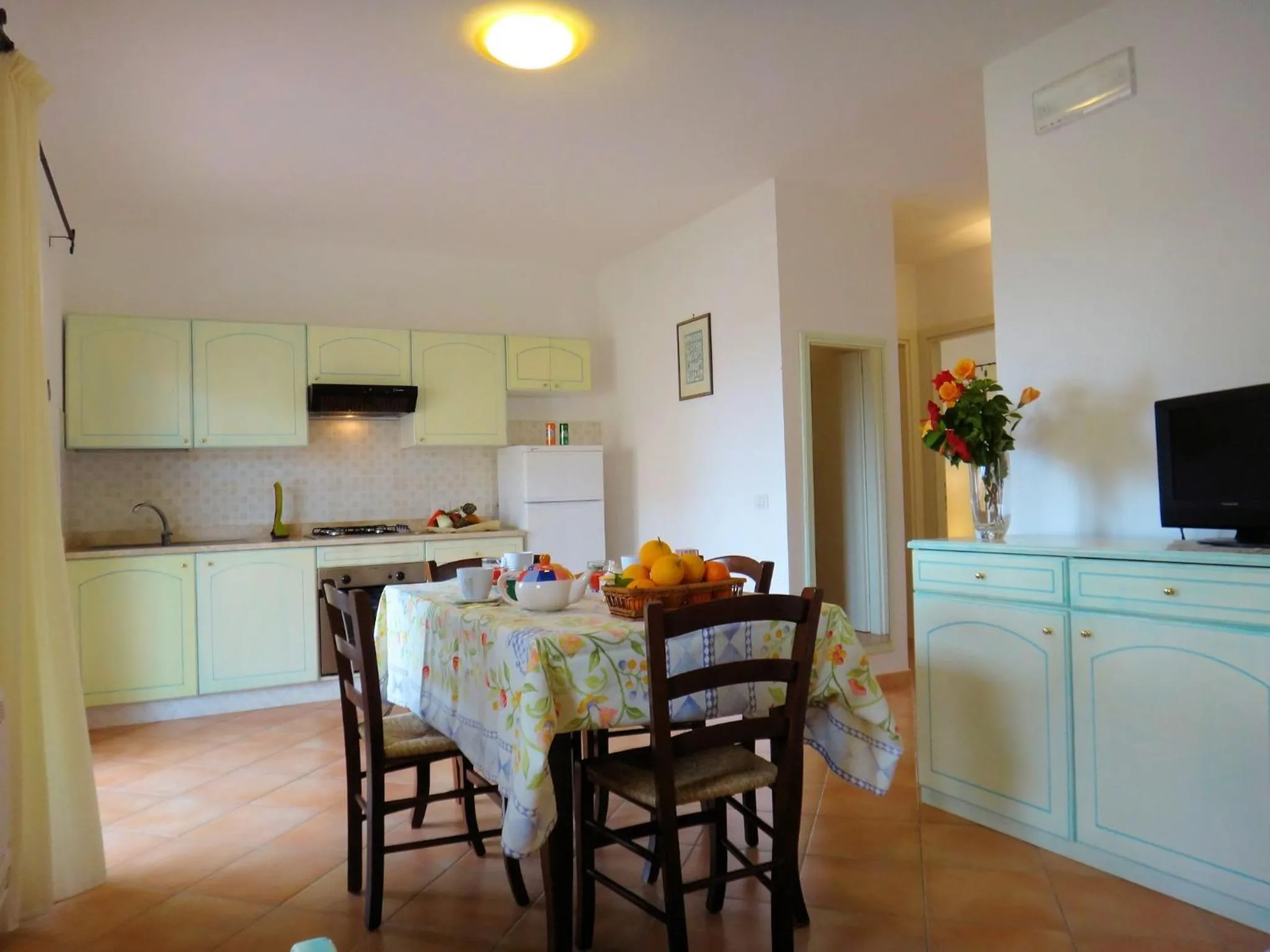 Kitchen or kitchenette in Sa Fiorida Appartamenti