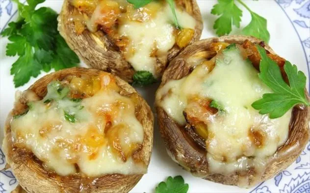 Restaurant/places to eat in Esmeralda Hotel