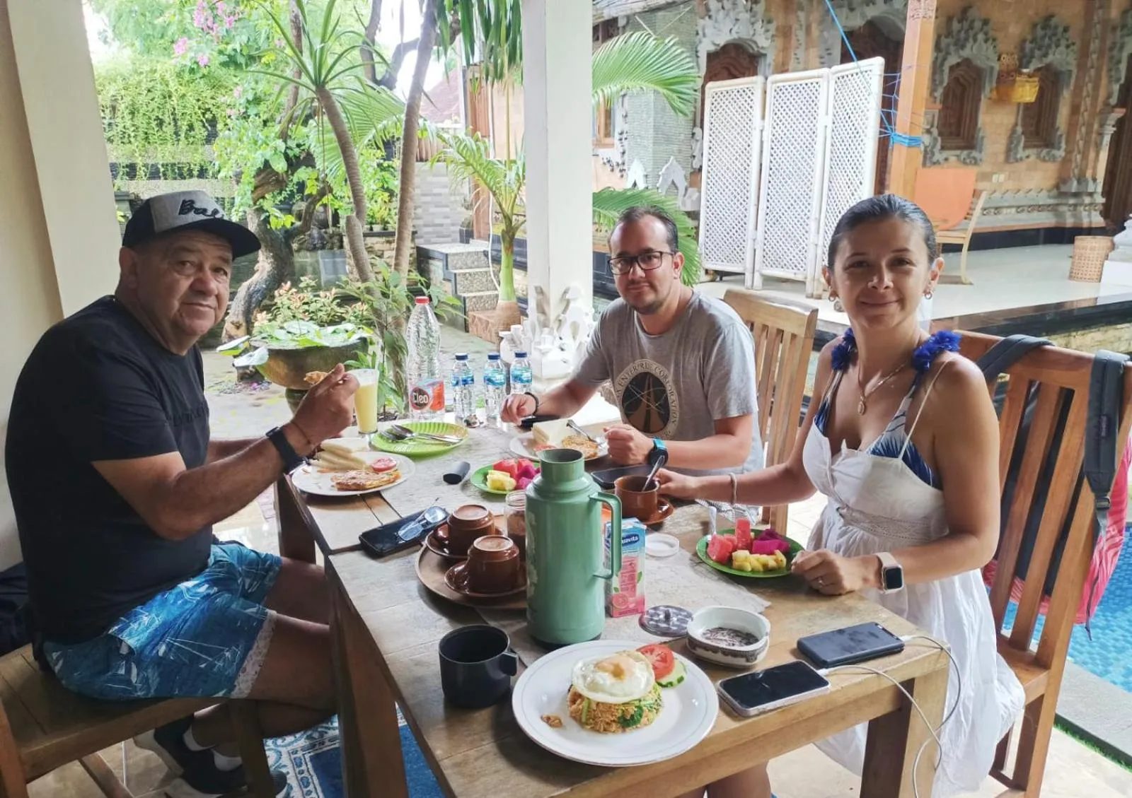 Guests in Green Palace Homestay
