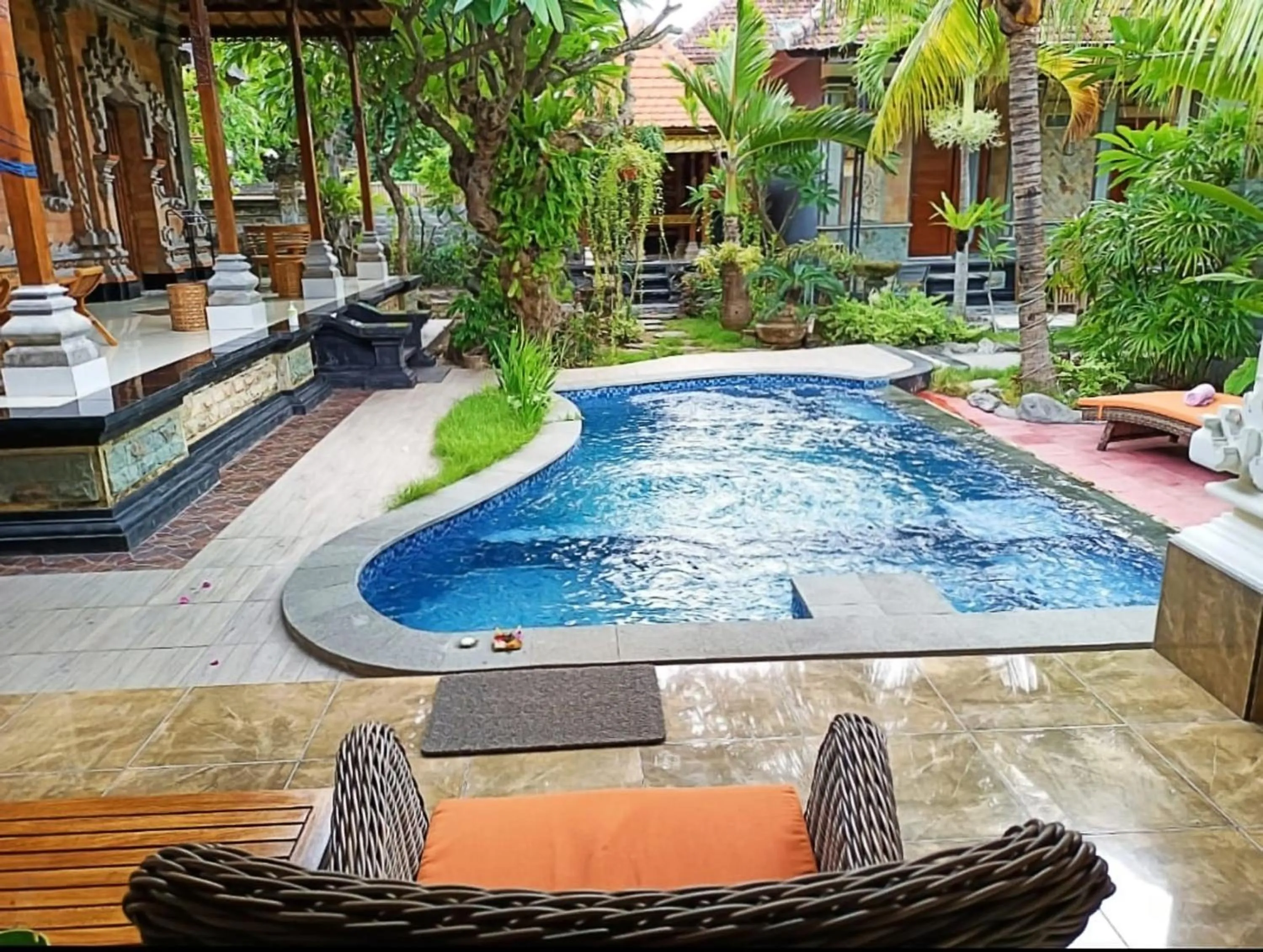 Swimming pool in Green Palace Homestay