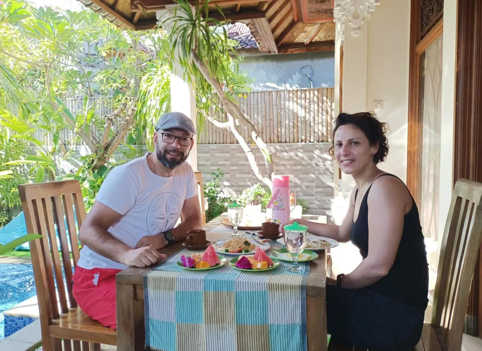 group of guests in Green Palace Homestay