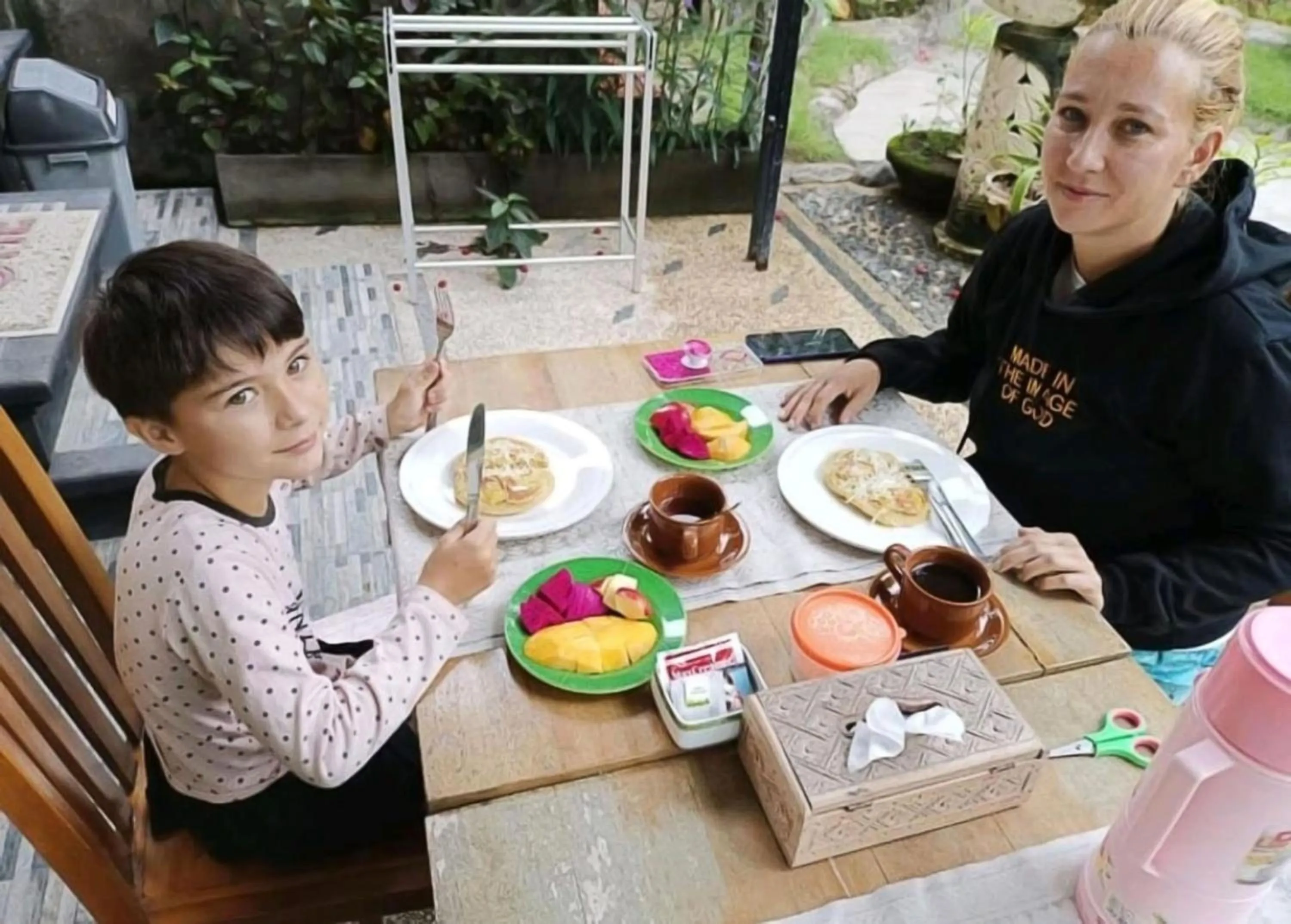 Guests in Green Palace Homestay