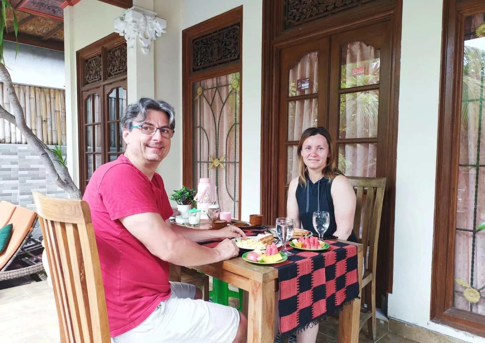 Guests in Green Palace Homestay