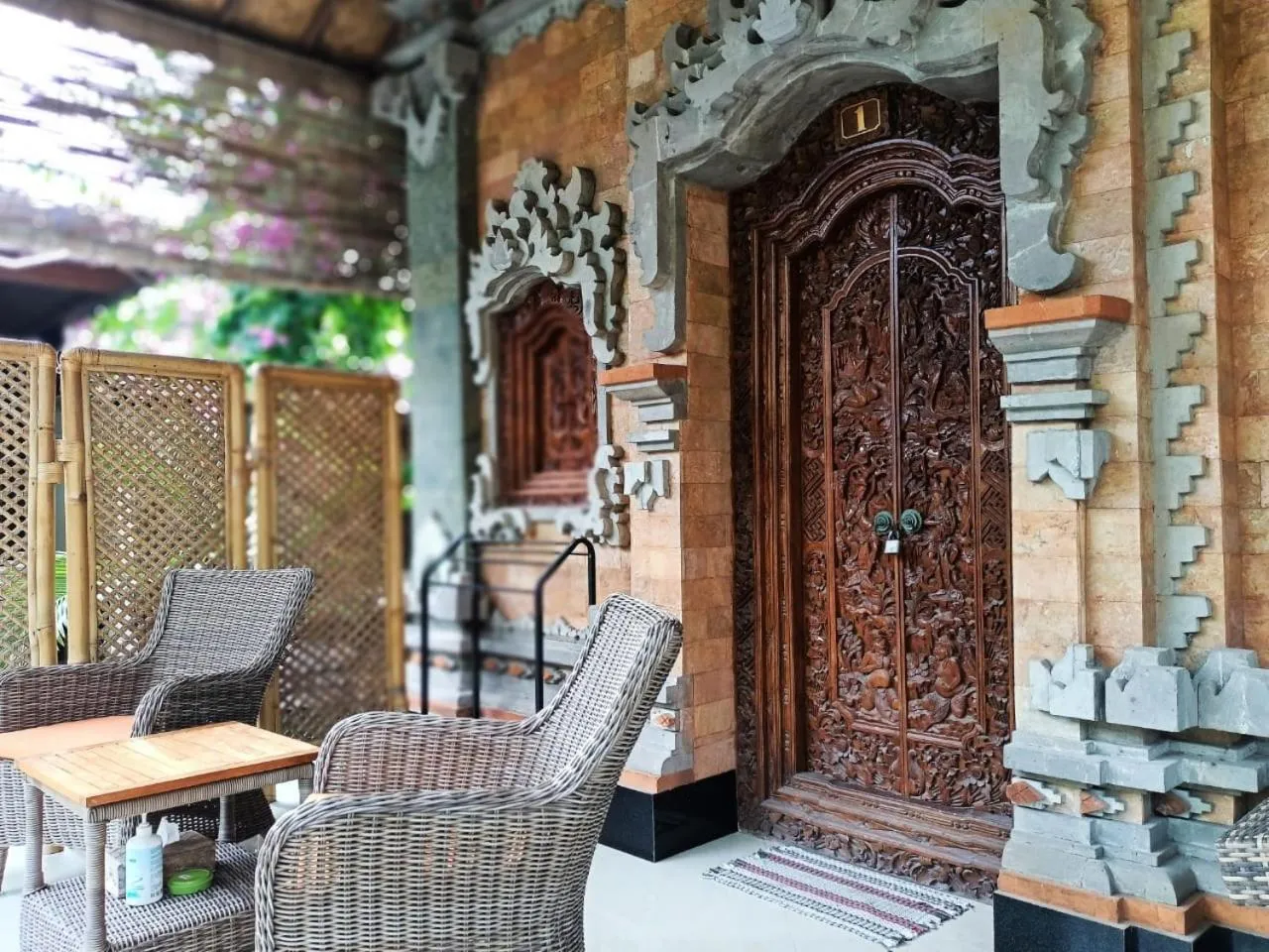 Patio in Green Palace Homestay