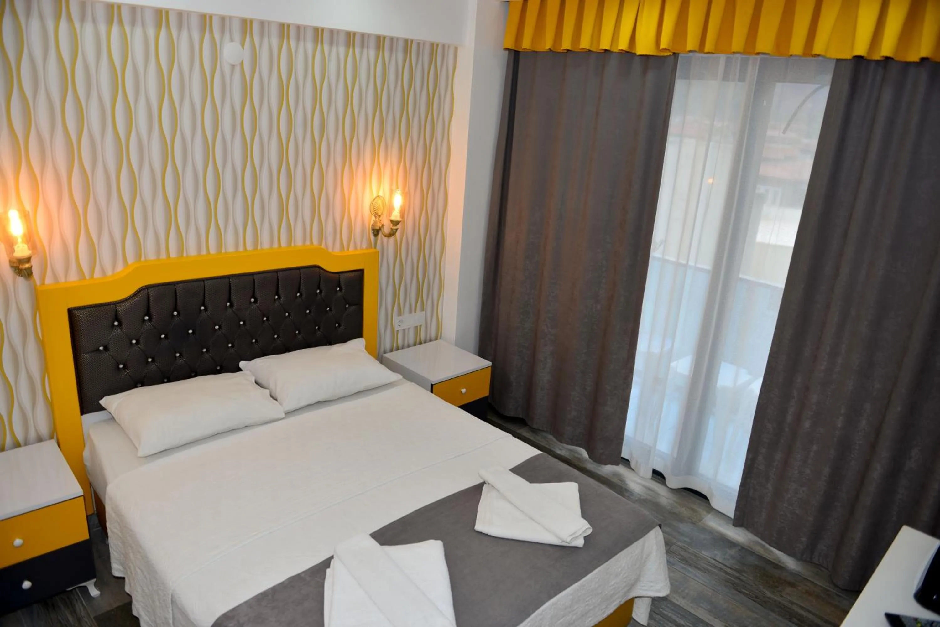 Bedroom, Bed in Yade Luxe Hotel