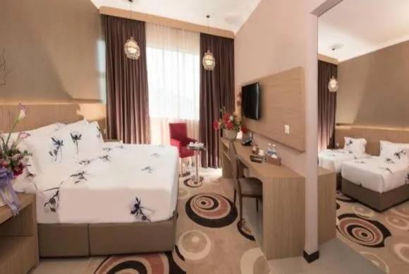 Bed in Hotel Holmes Gp