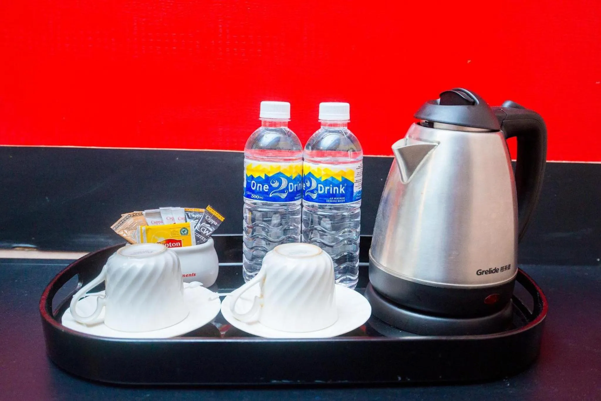 Coffee/tea facilities in Hotel Holmes Gp