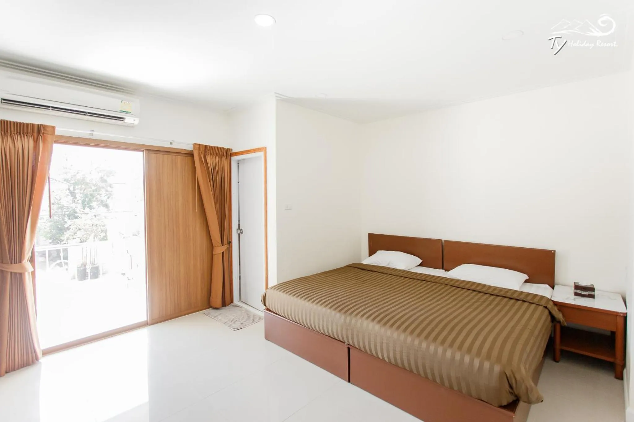 Bed in TY Holiday Resort