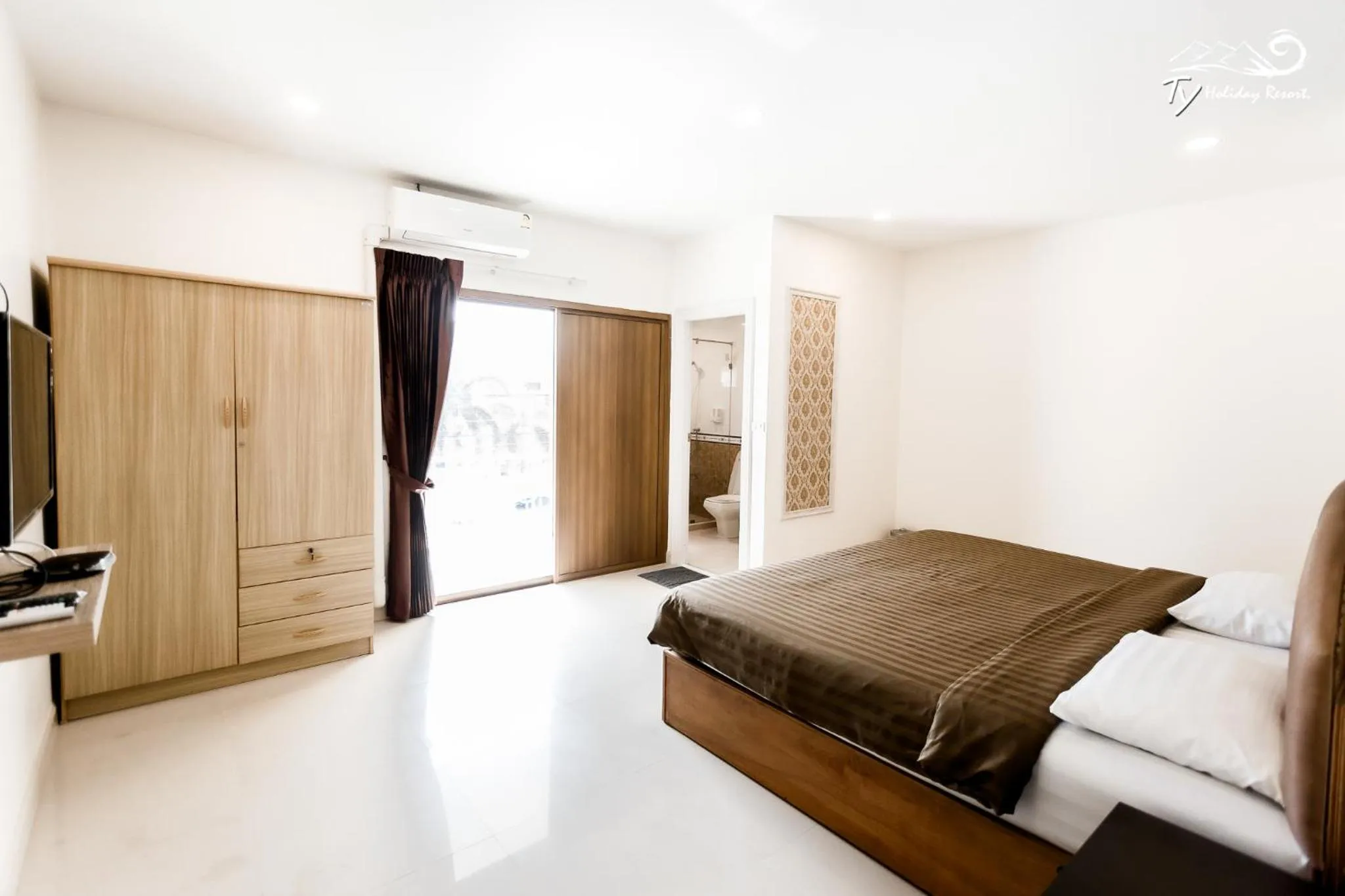 Bed in TY Holiday Resort