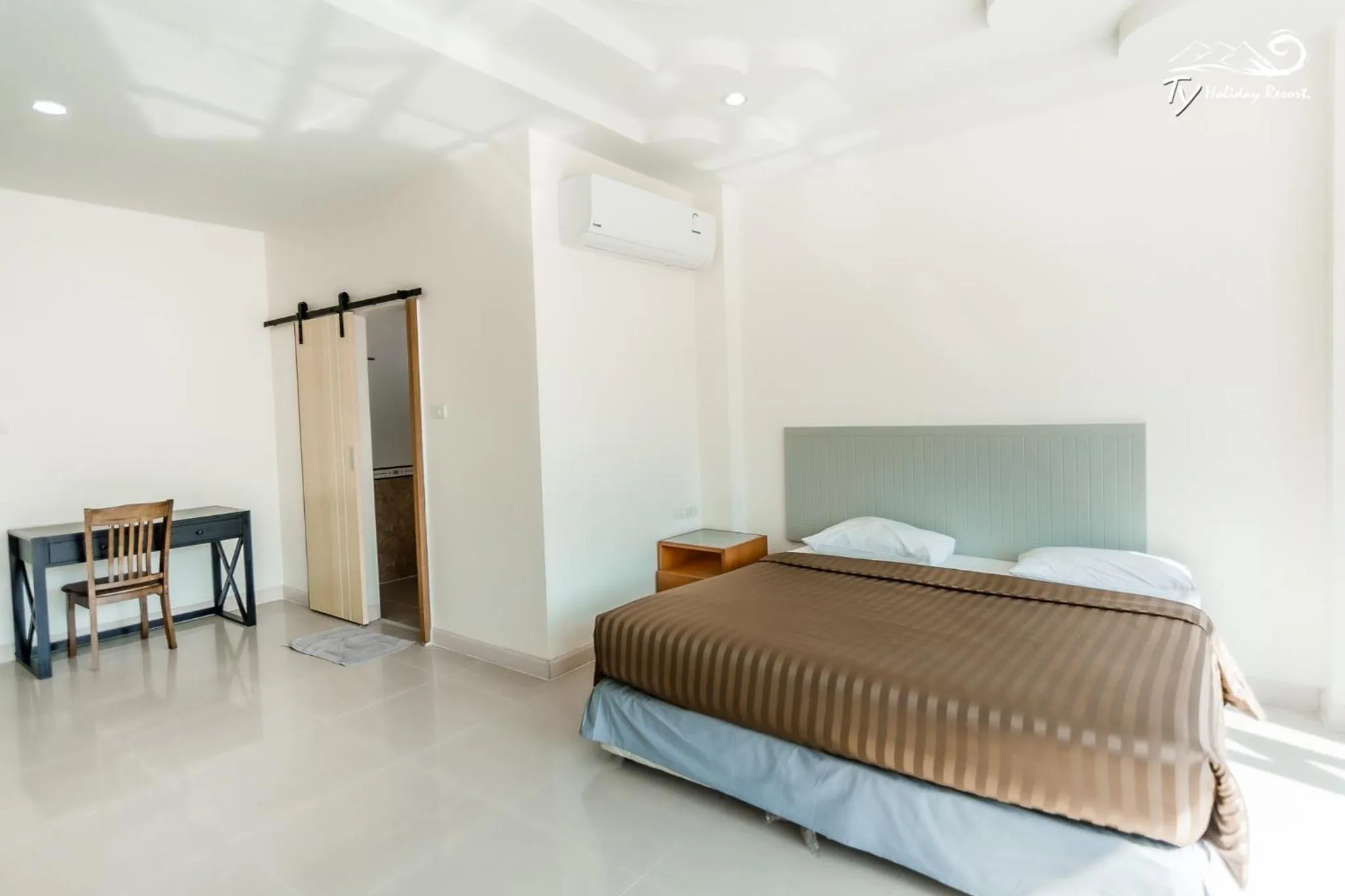 Bed in TY Holiday Resort