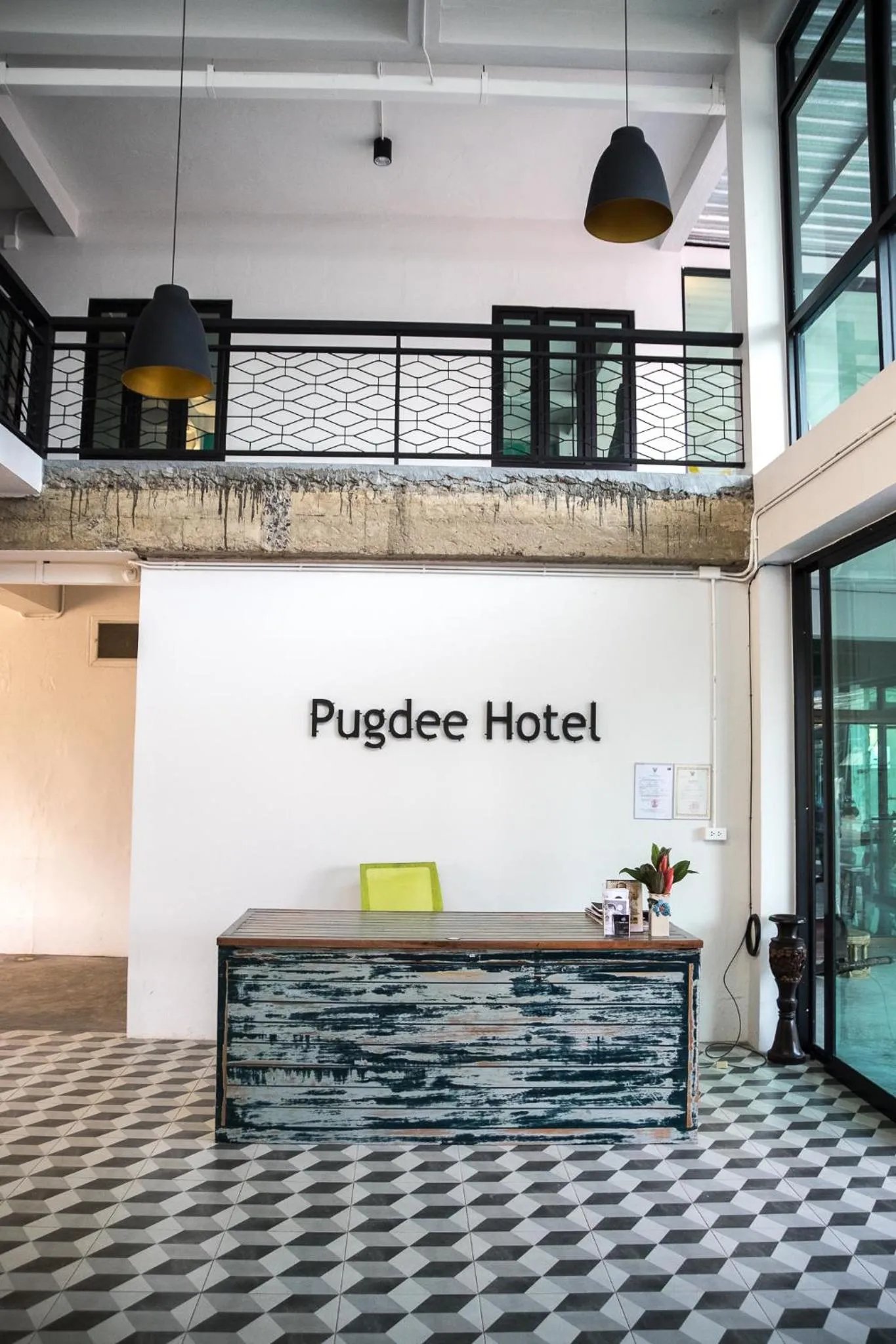 Pugdee Hotel