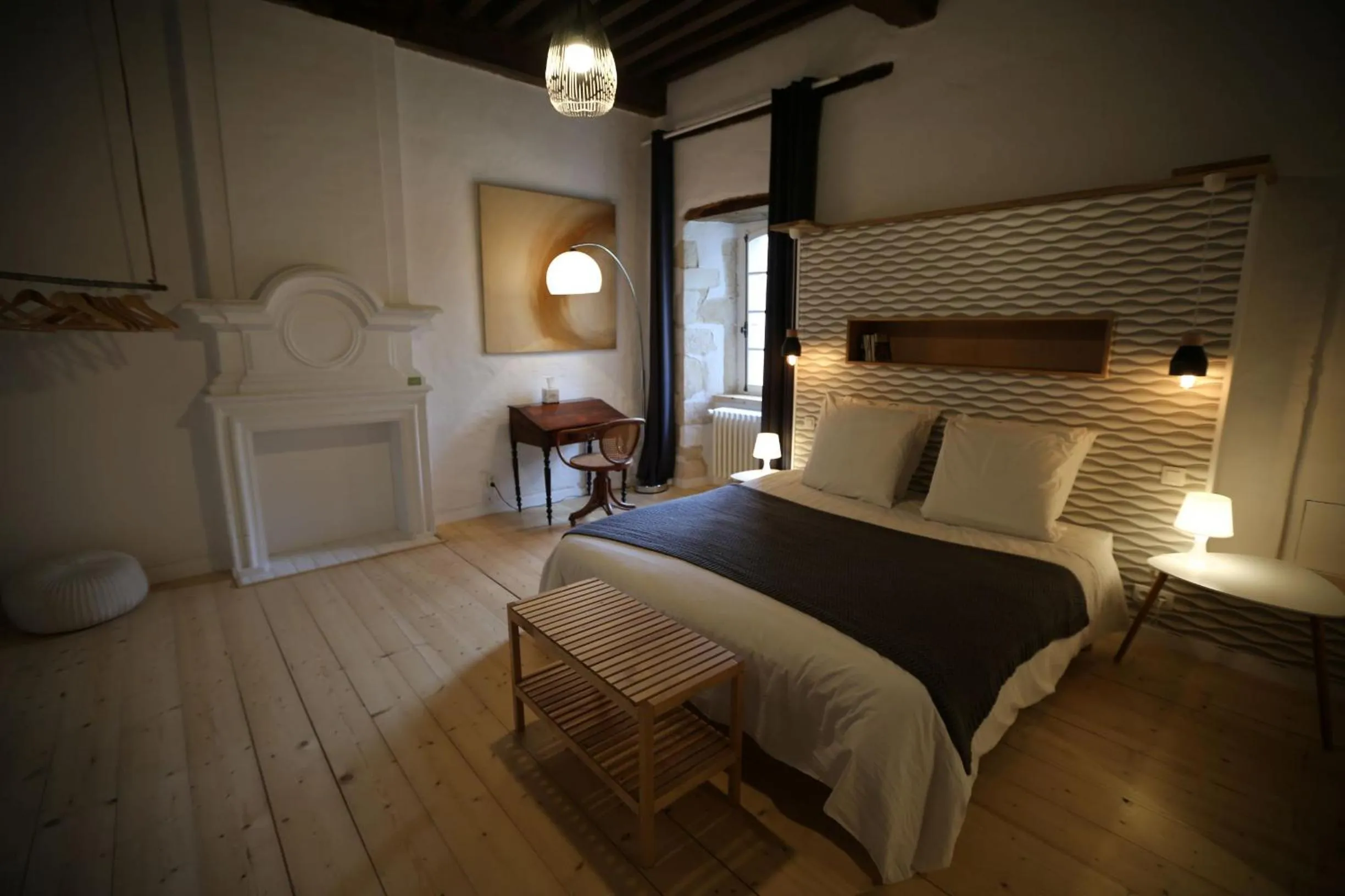 Bed in Chateau Saint Martin B&B