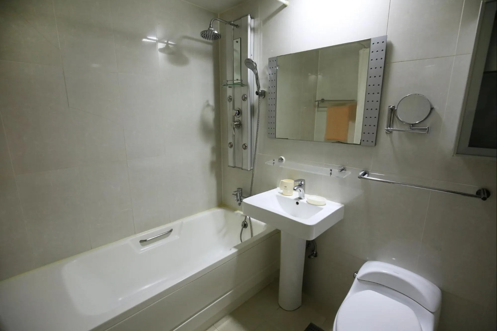 Bathroom in Geoje Oasis Hotel