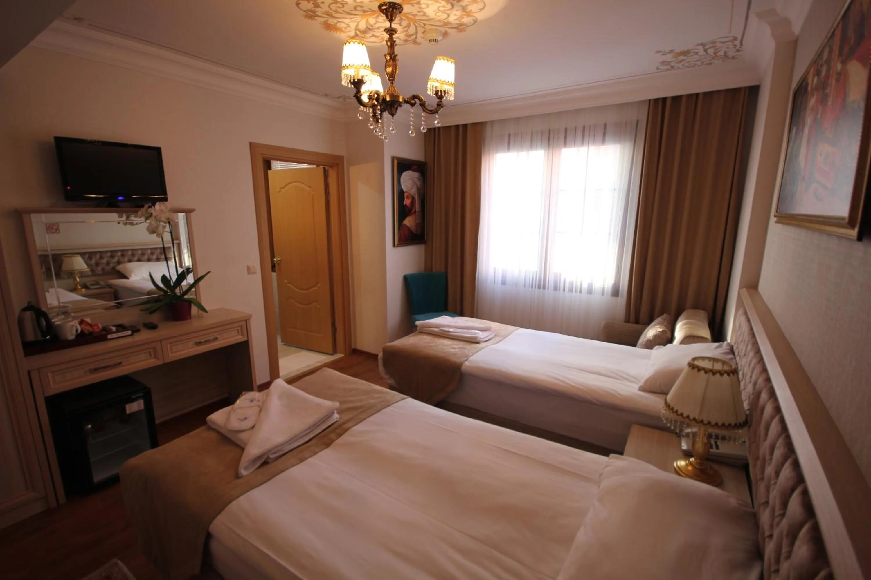 Photo of the whole room, Bed in Sultans Royal Hotel