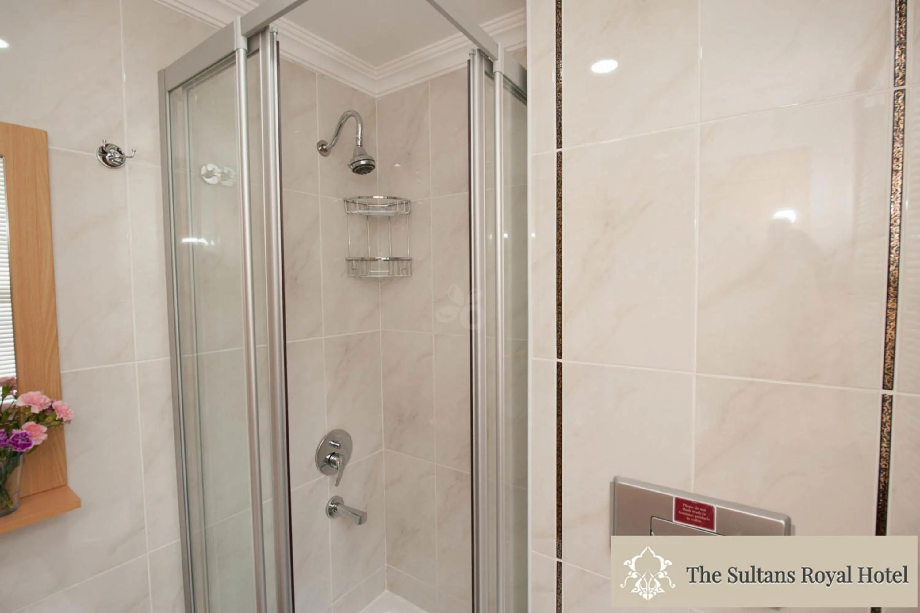 Shower in Sultans Royal Hotel