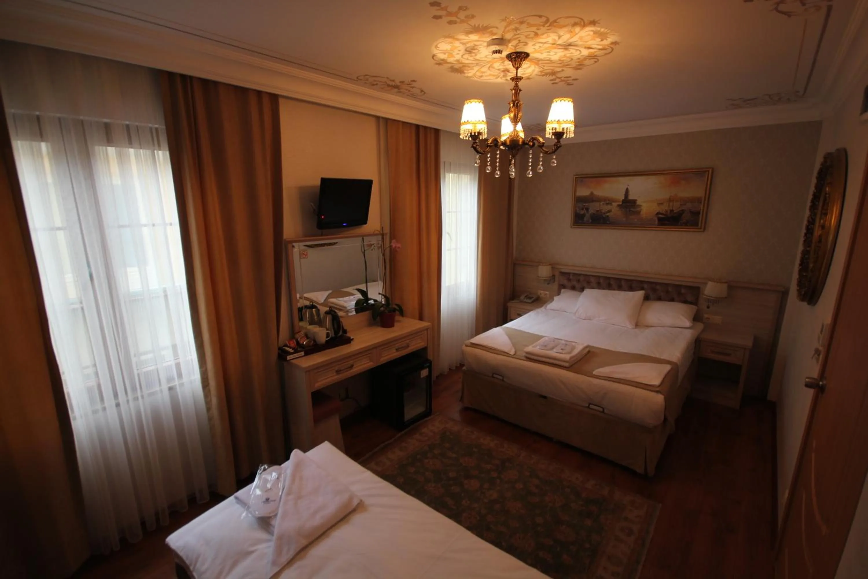 Bed in Sultans Royal Hotel