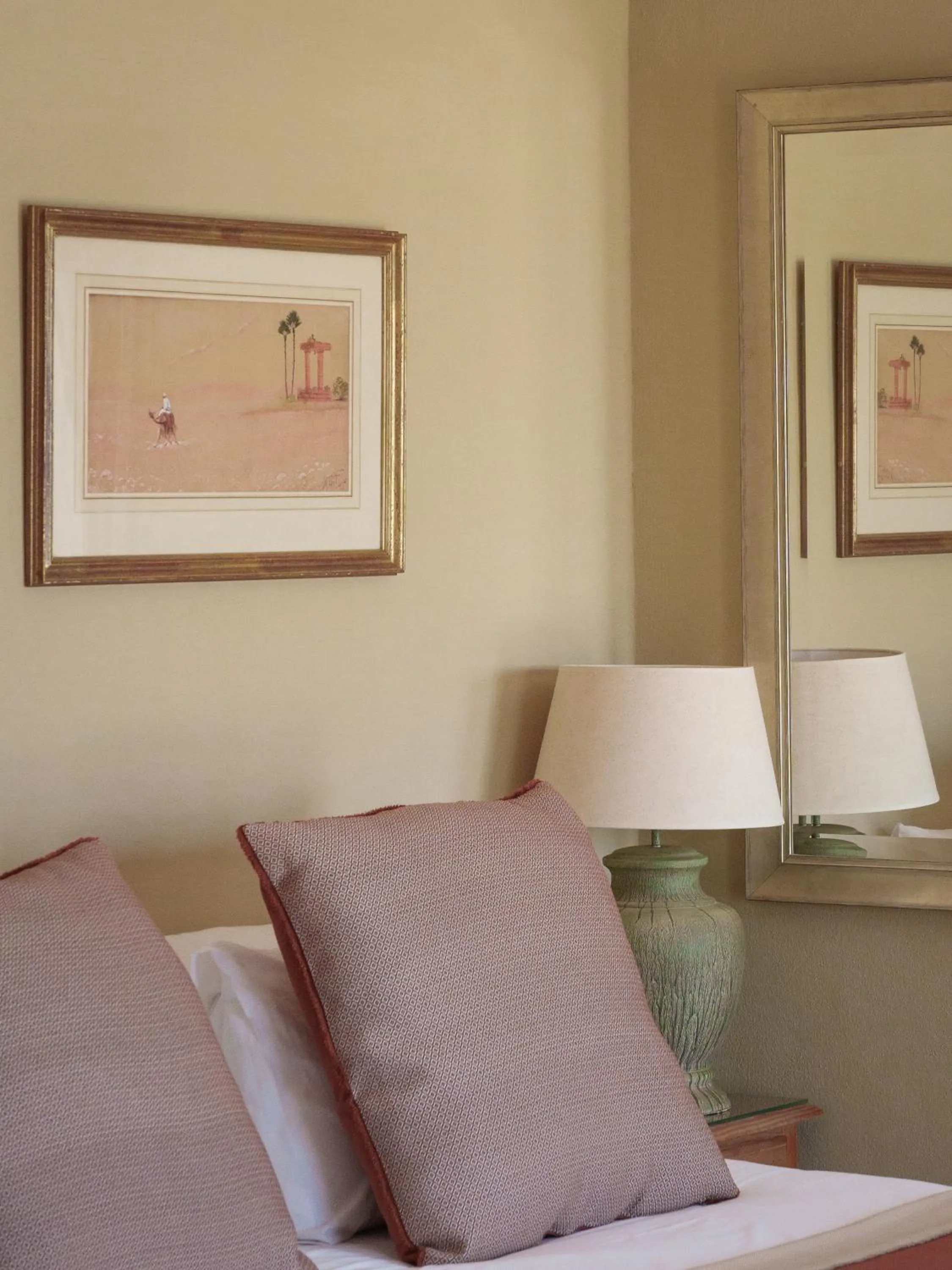 Decorative detail, Bed in Las Palmeras del Califa