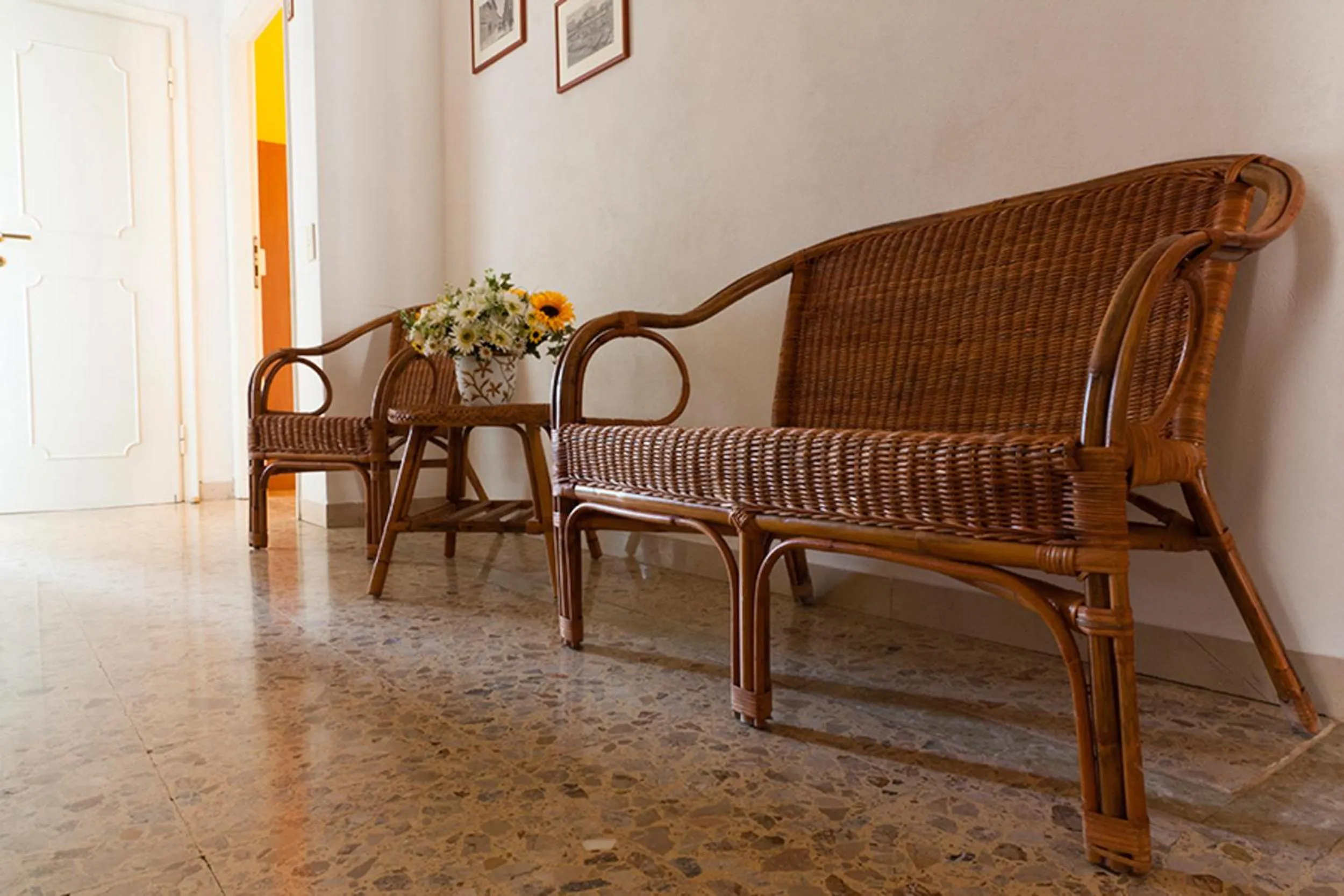 Decorative detail in B&B Gate 52