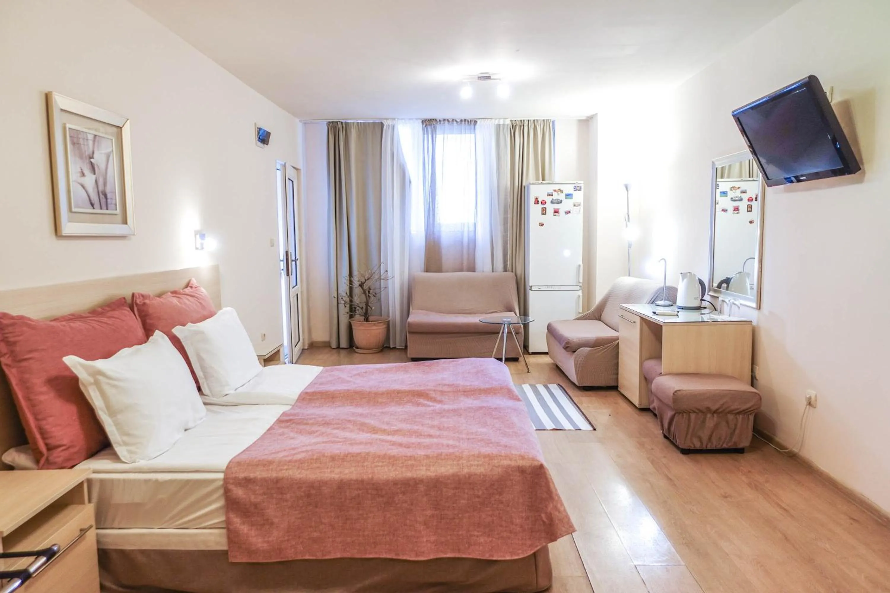 Bed in Hotel Acropolis