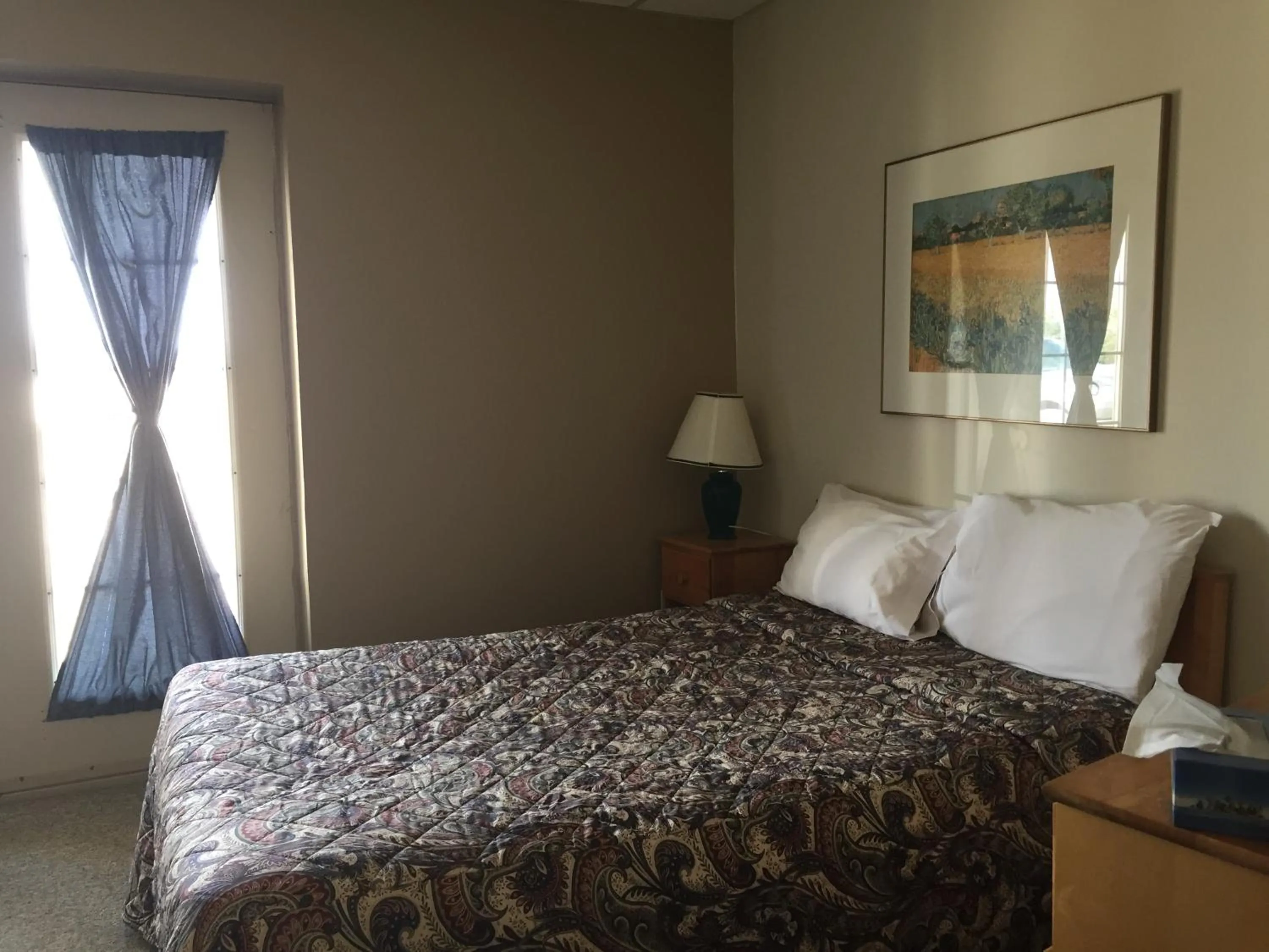 Bed in North Adventure Inn