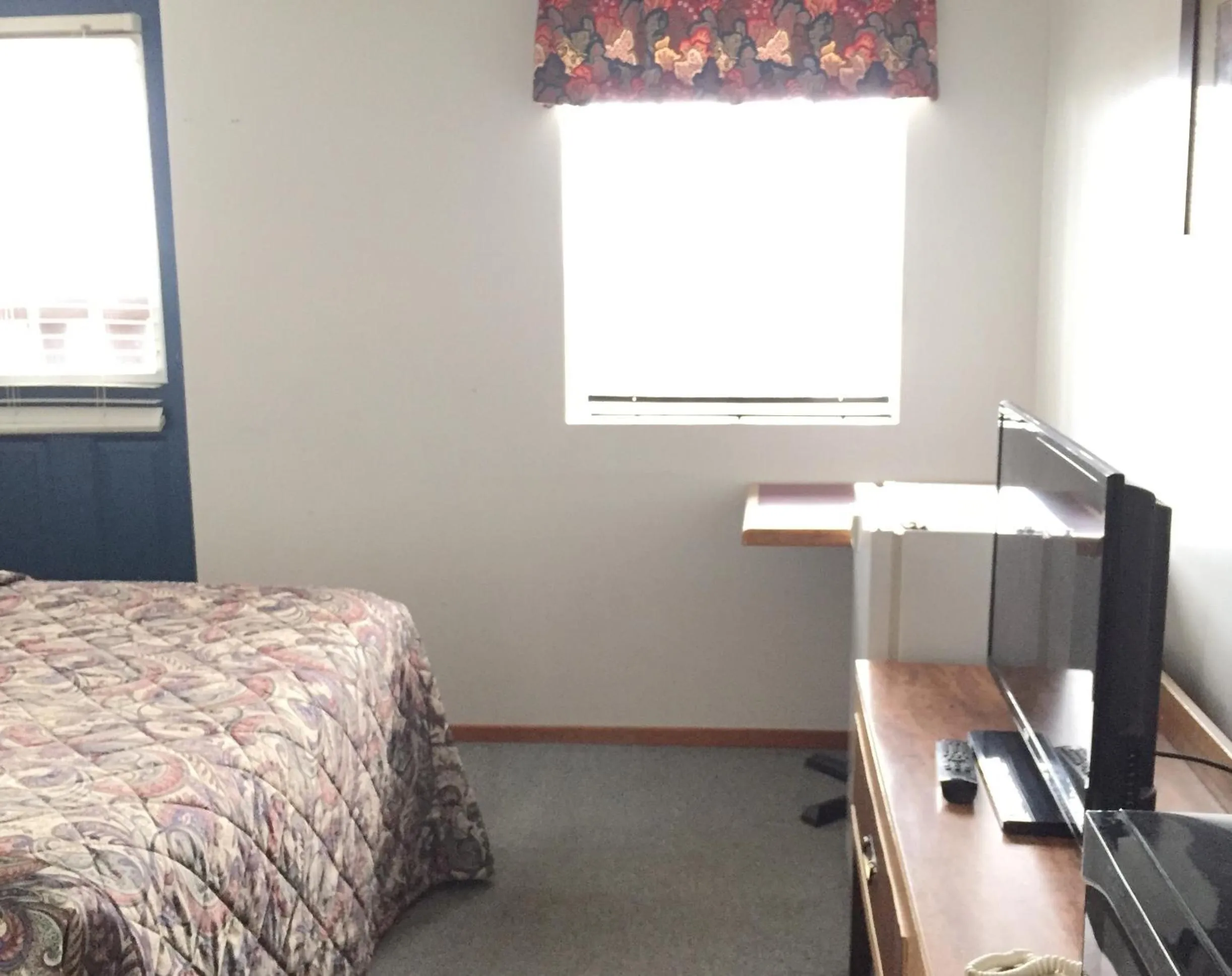 Bed in North Adventure Inn