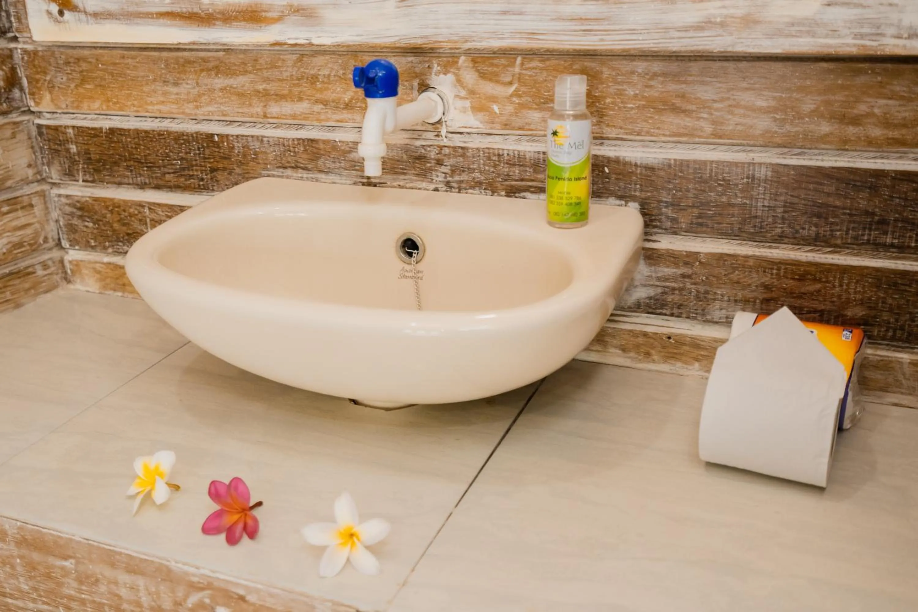 Bathroom in The Mel Huts