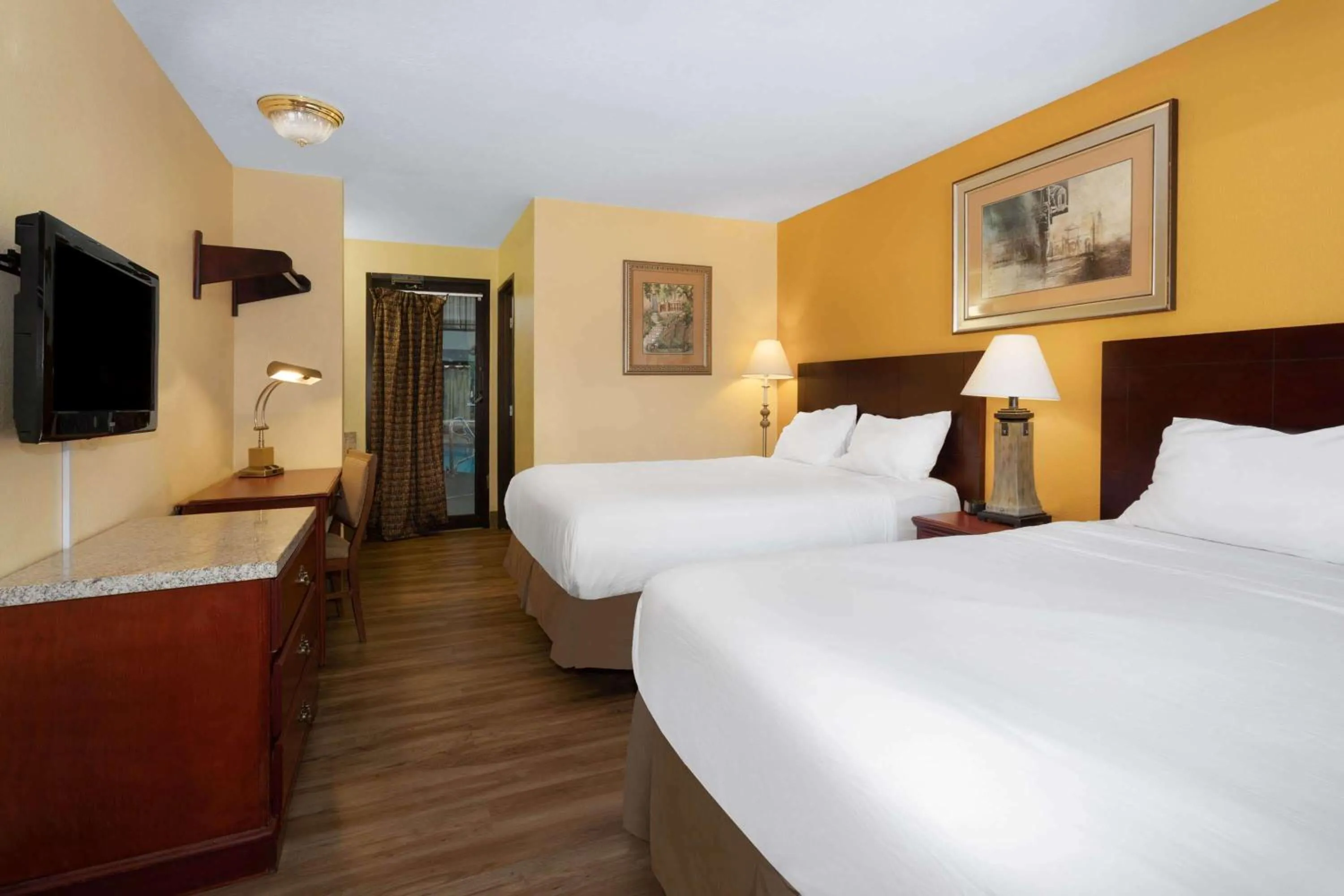 Photo of the whole room in Travelodge by Wyndham Albuquerque East