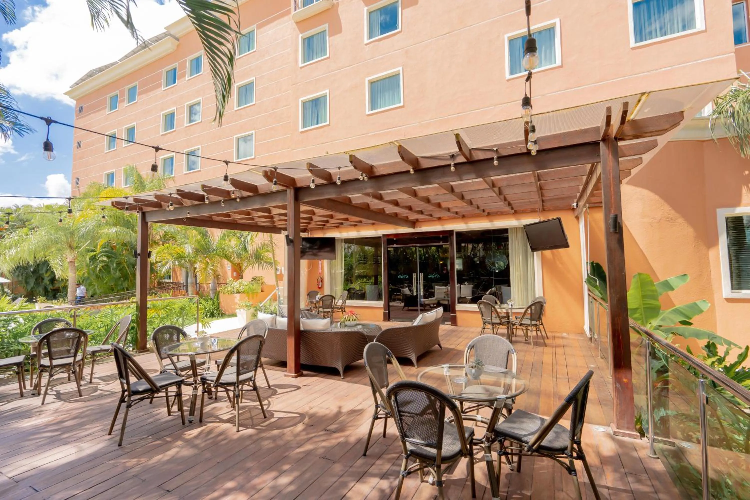 Balcony/Terrace in Hodelpa Garden Court